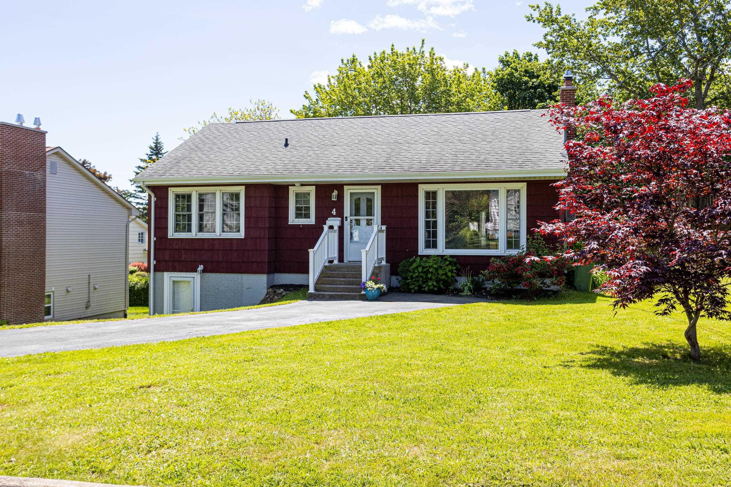 Thumbnail image for 4 Piers Avenue MLS<sup>®</sup> 202615707
