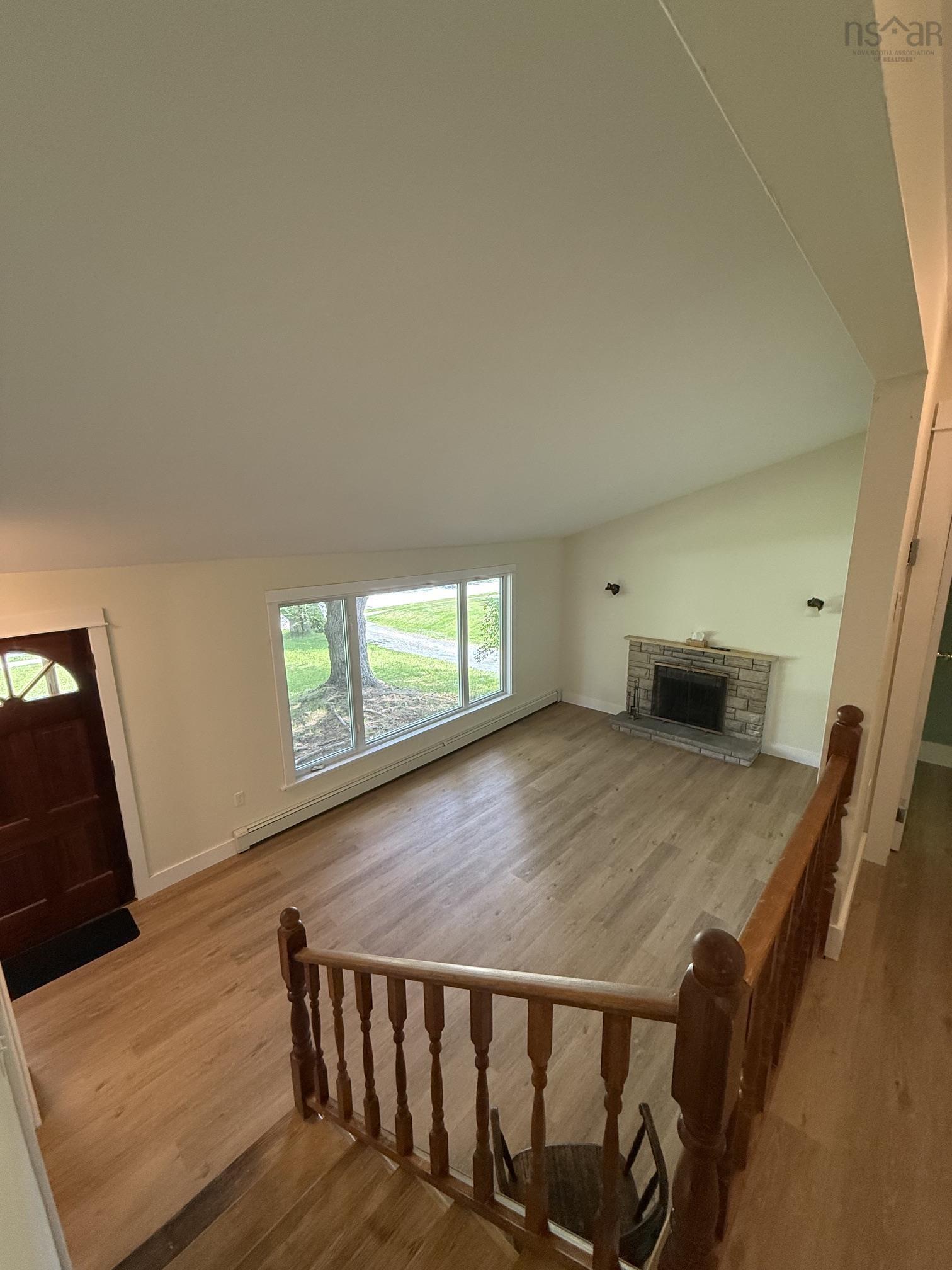View image 15