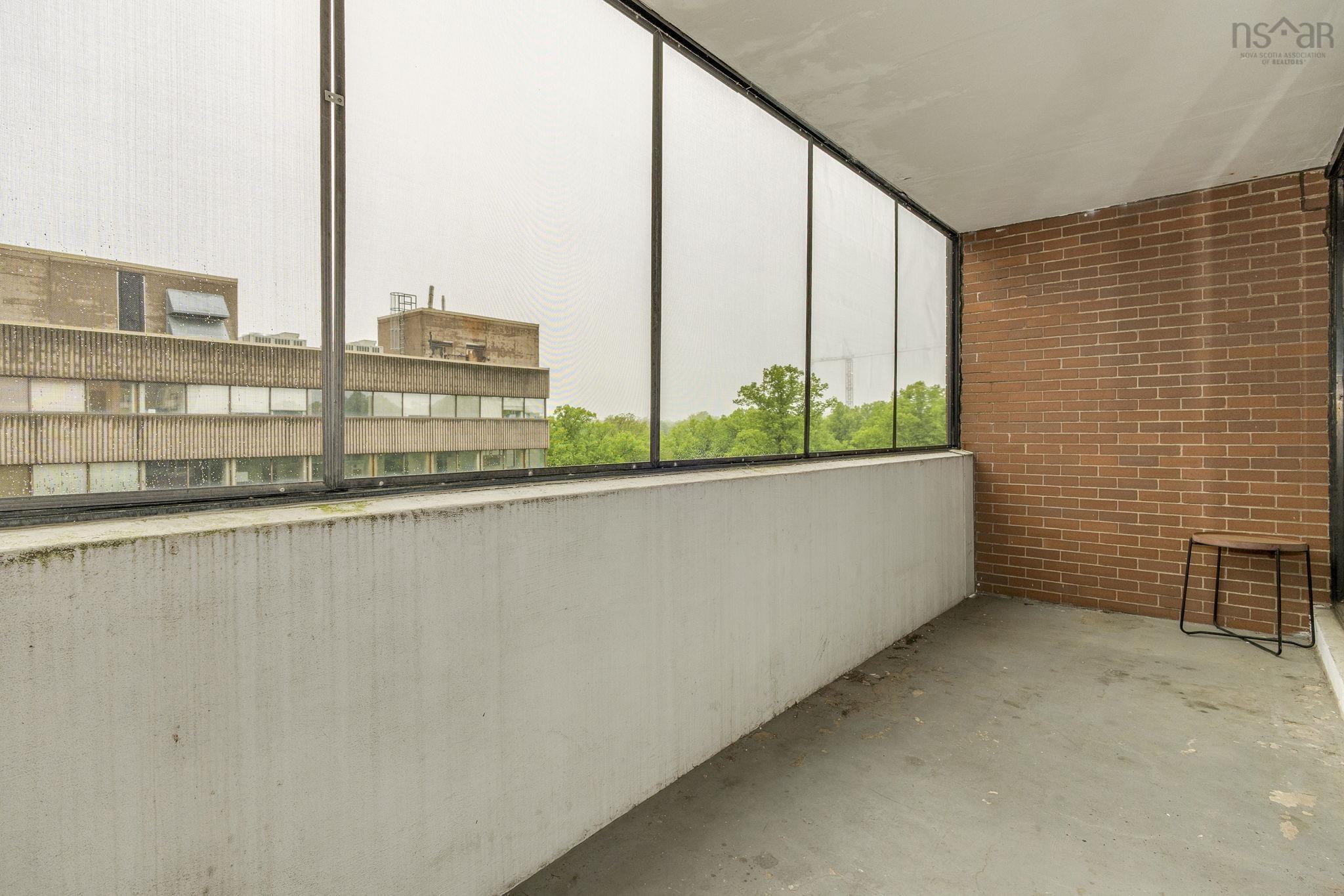 View image 18