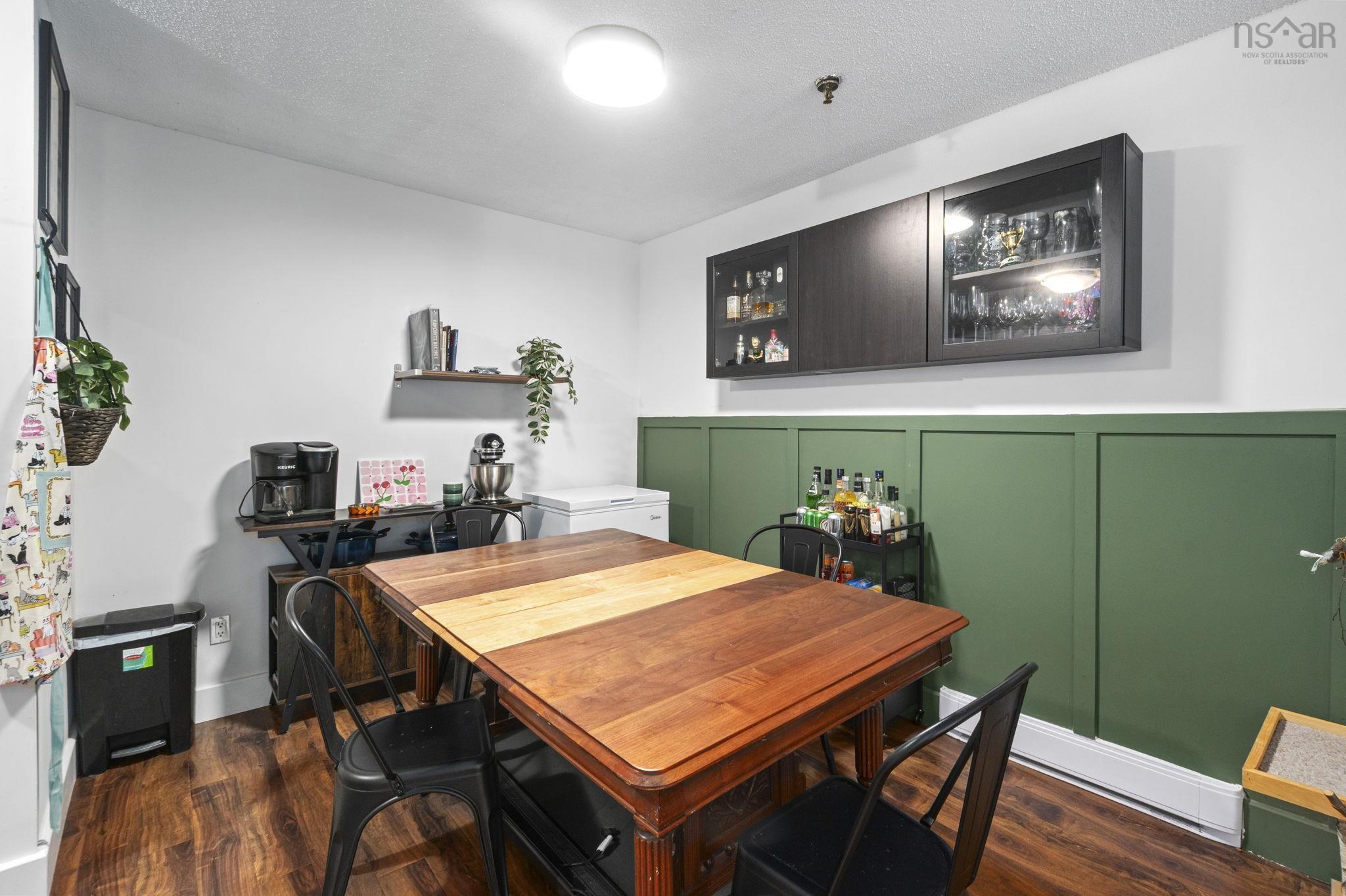 View image 11