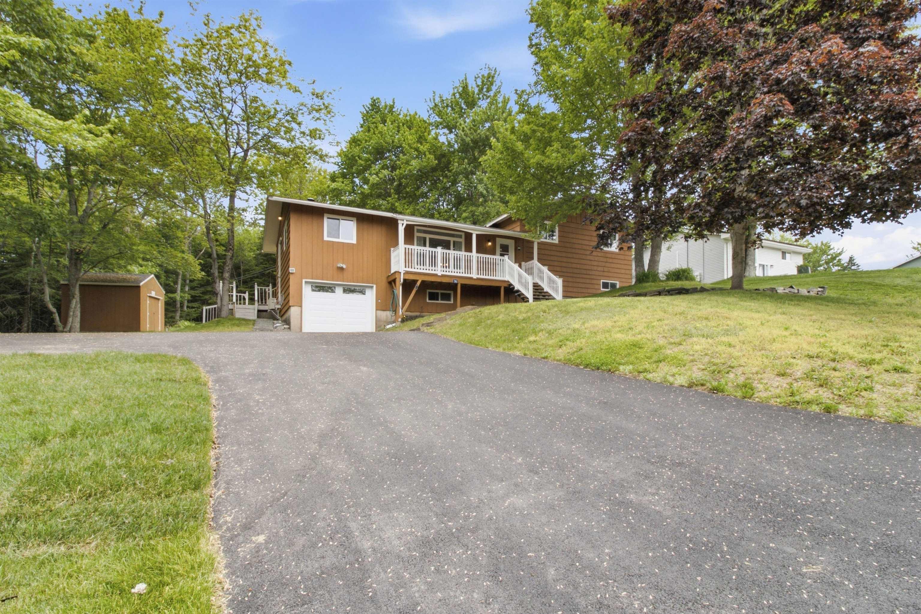 Thumbnail image for 36 Anthony Avenue MLS<sup>®</sup> 202615756