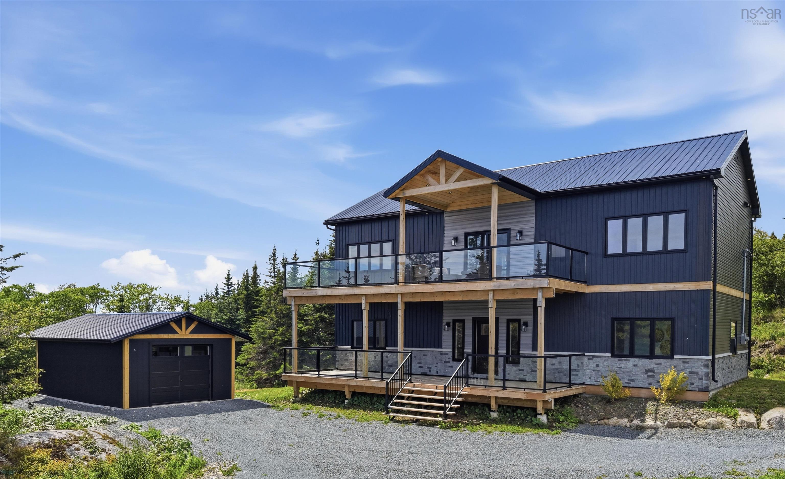 Thumbnail image for 1605 Terence Bay Road MLS<sup>®</sup> 202615764