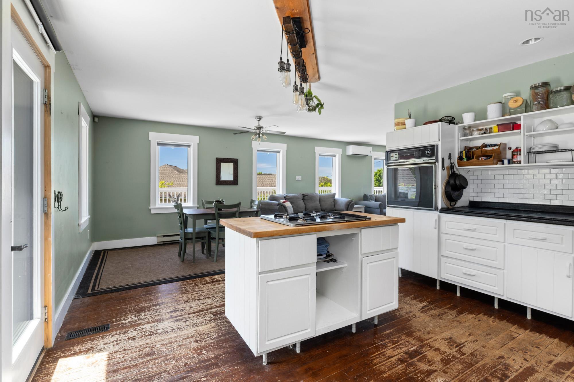 View image 15