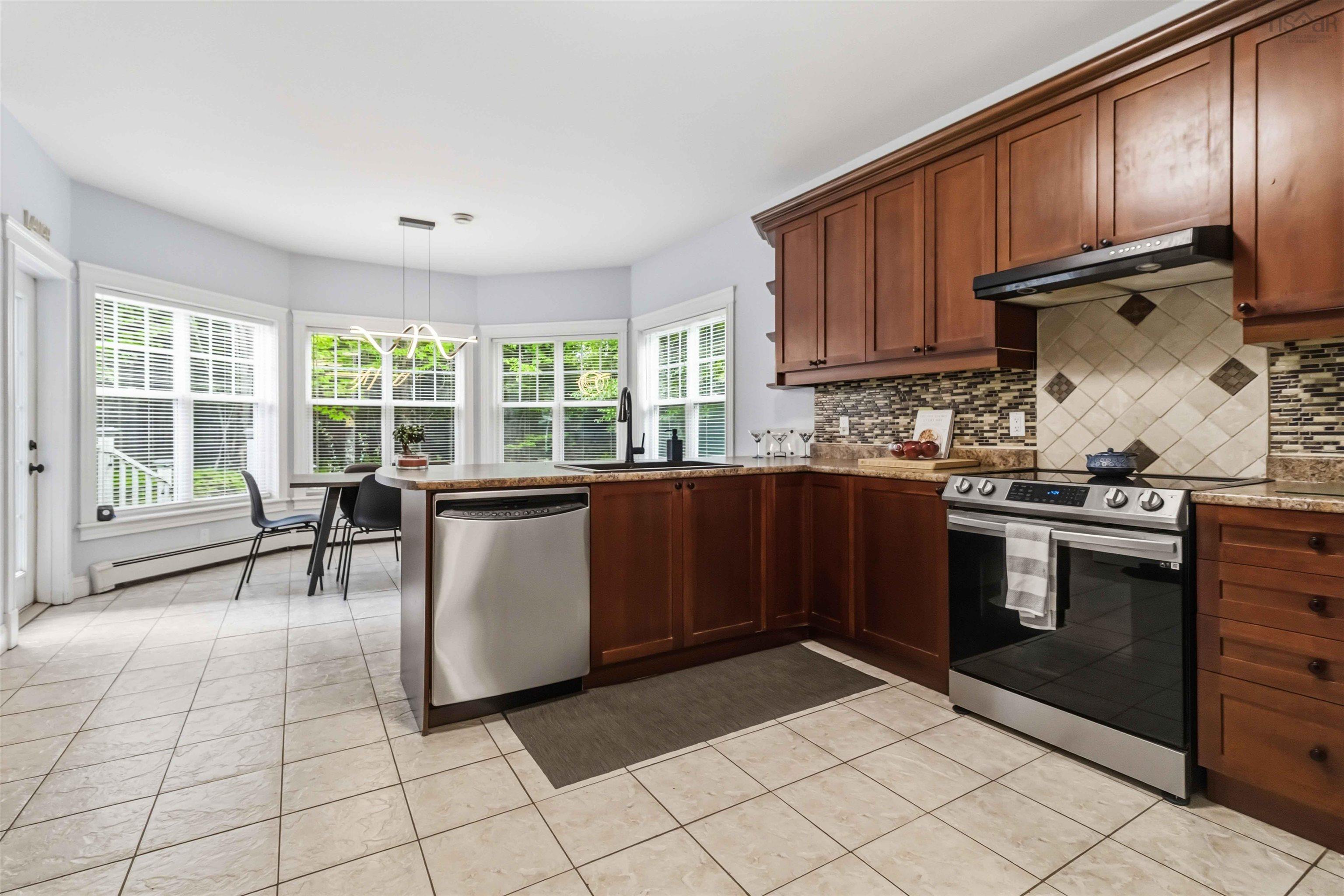 View image 10