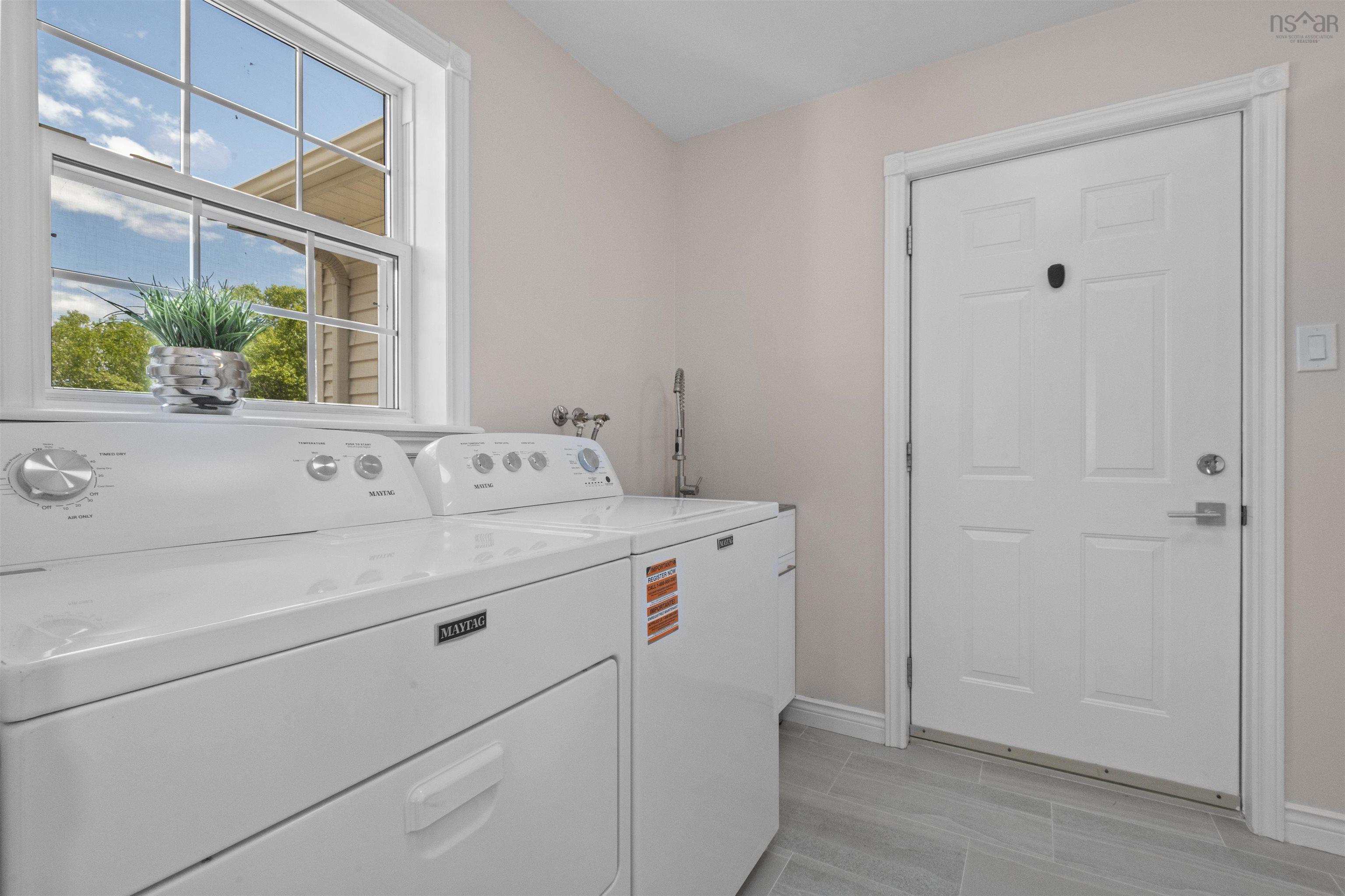 View image 18