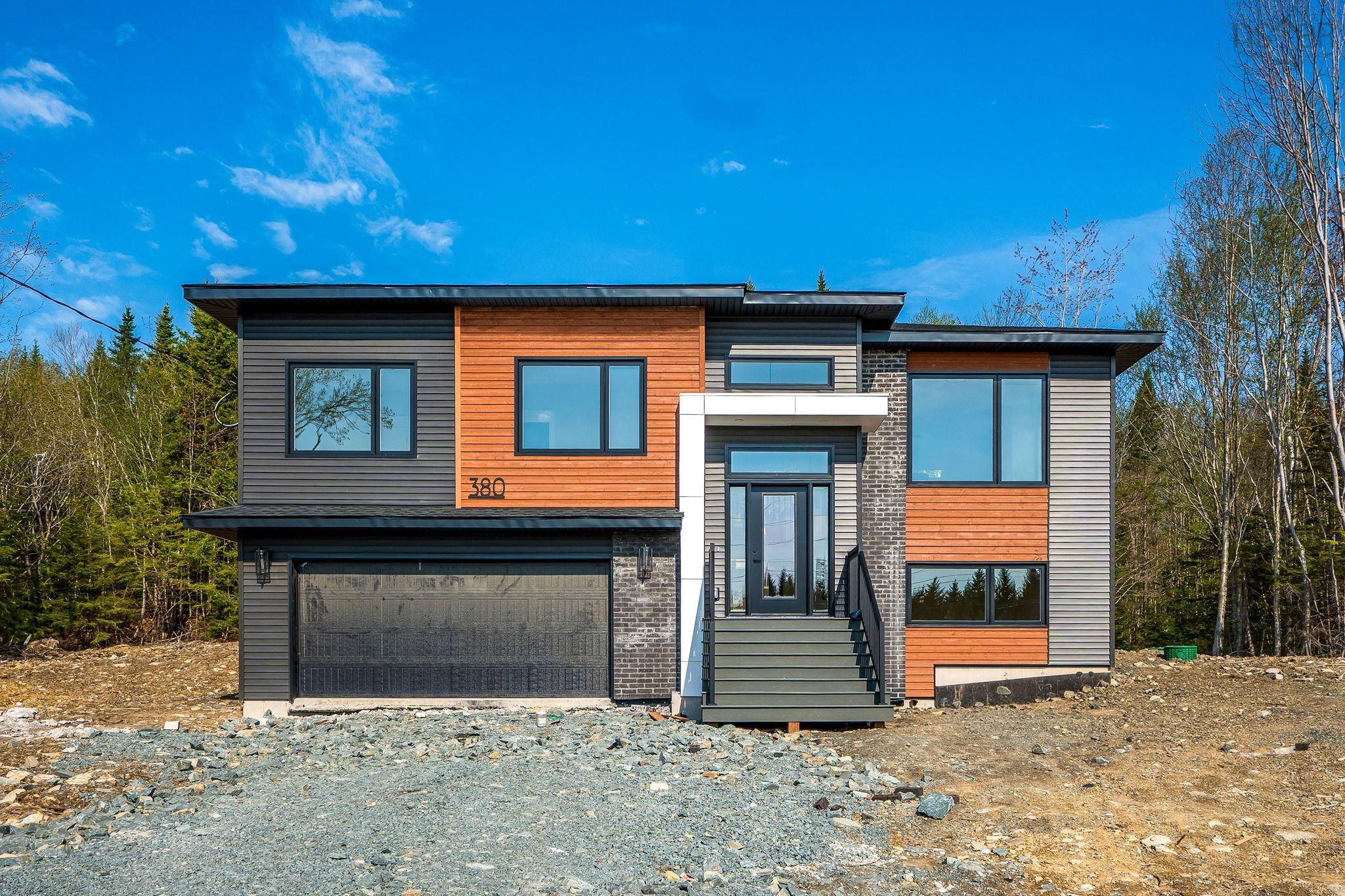 Thumbnail image for 5017 380 Zaffre Drive MLS<sup>®</sup> 202615833
