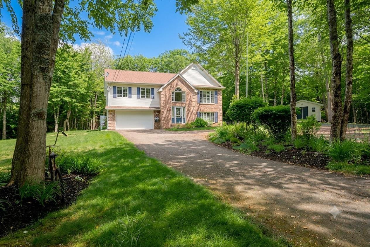Thumbnail image for 34 Forestview Way MLS<sup>®</sup> 202615835