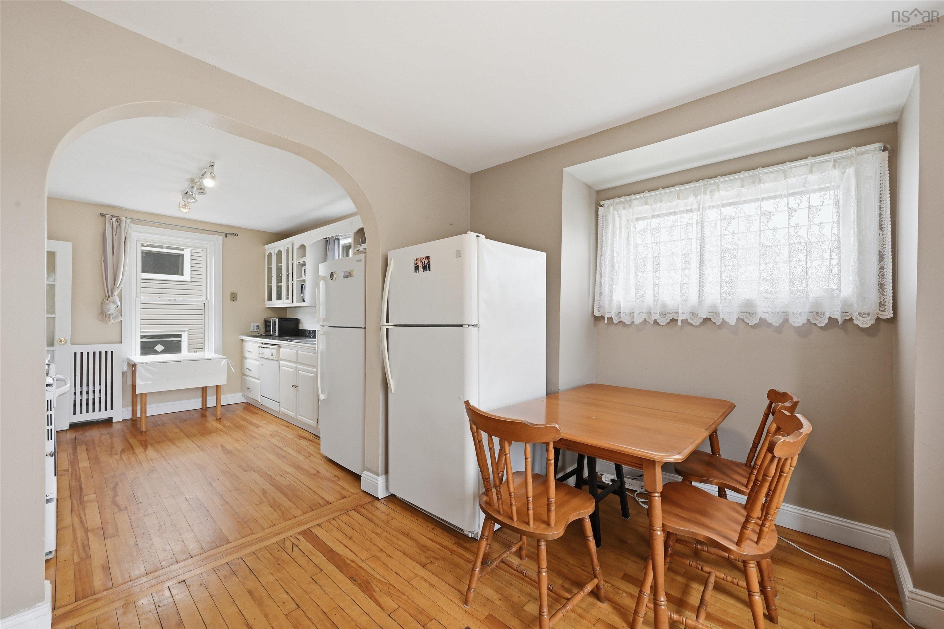 View image 9