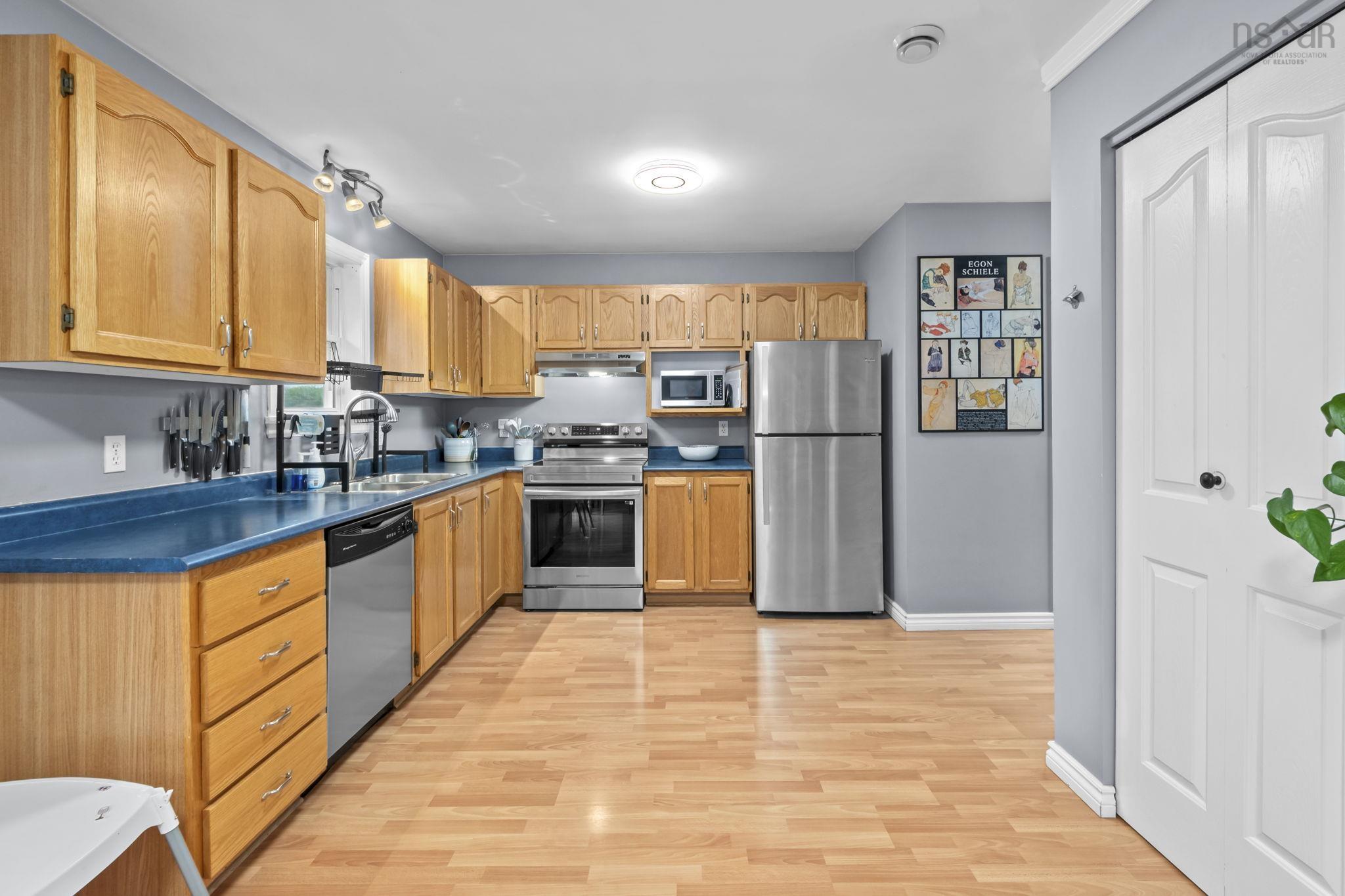 View image 8