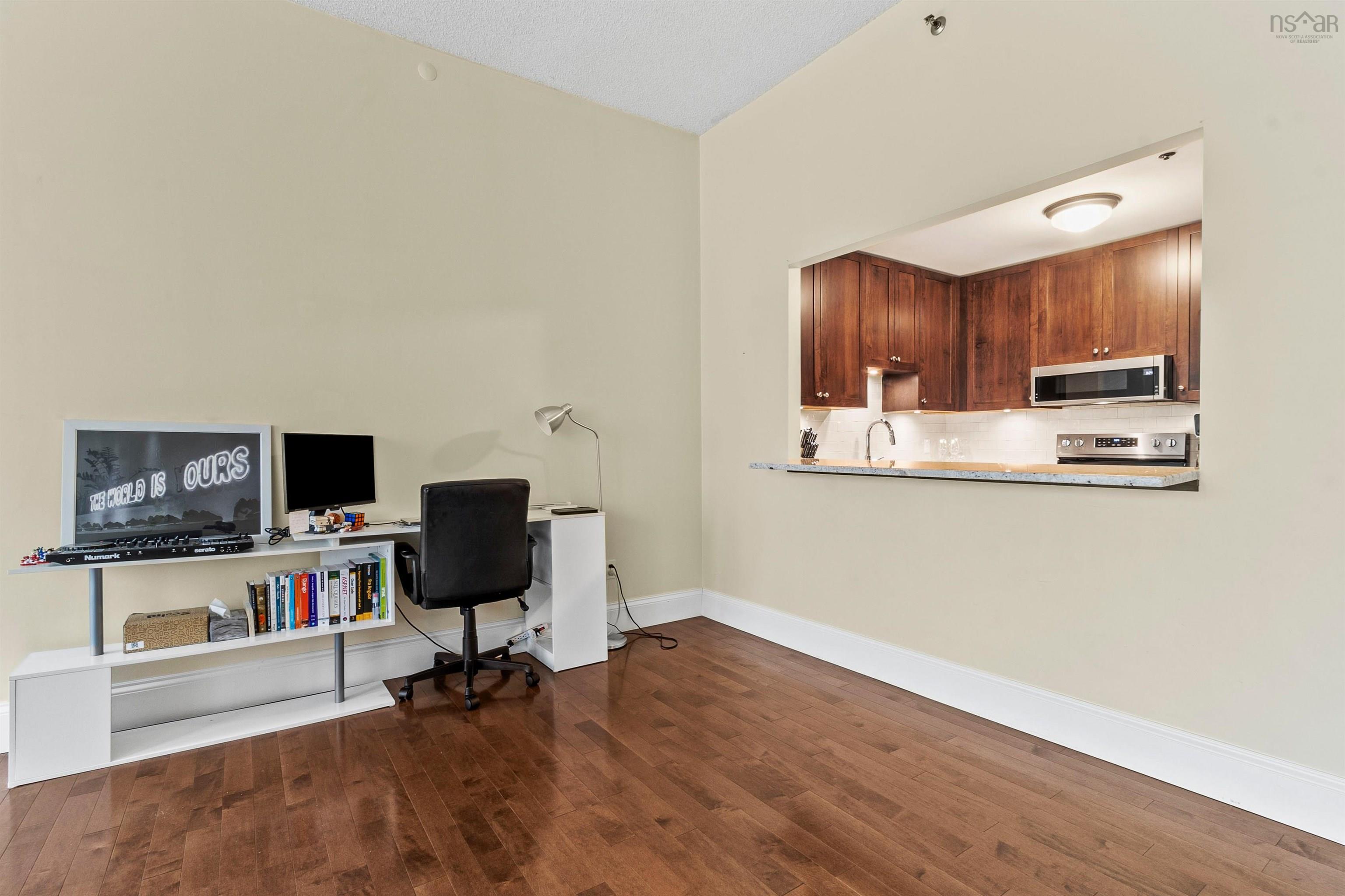 View image 18