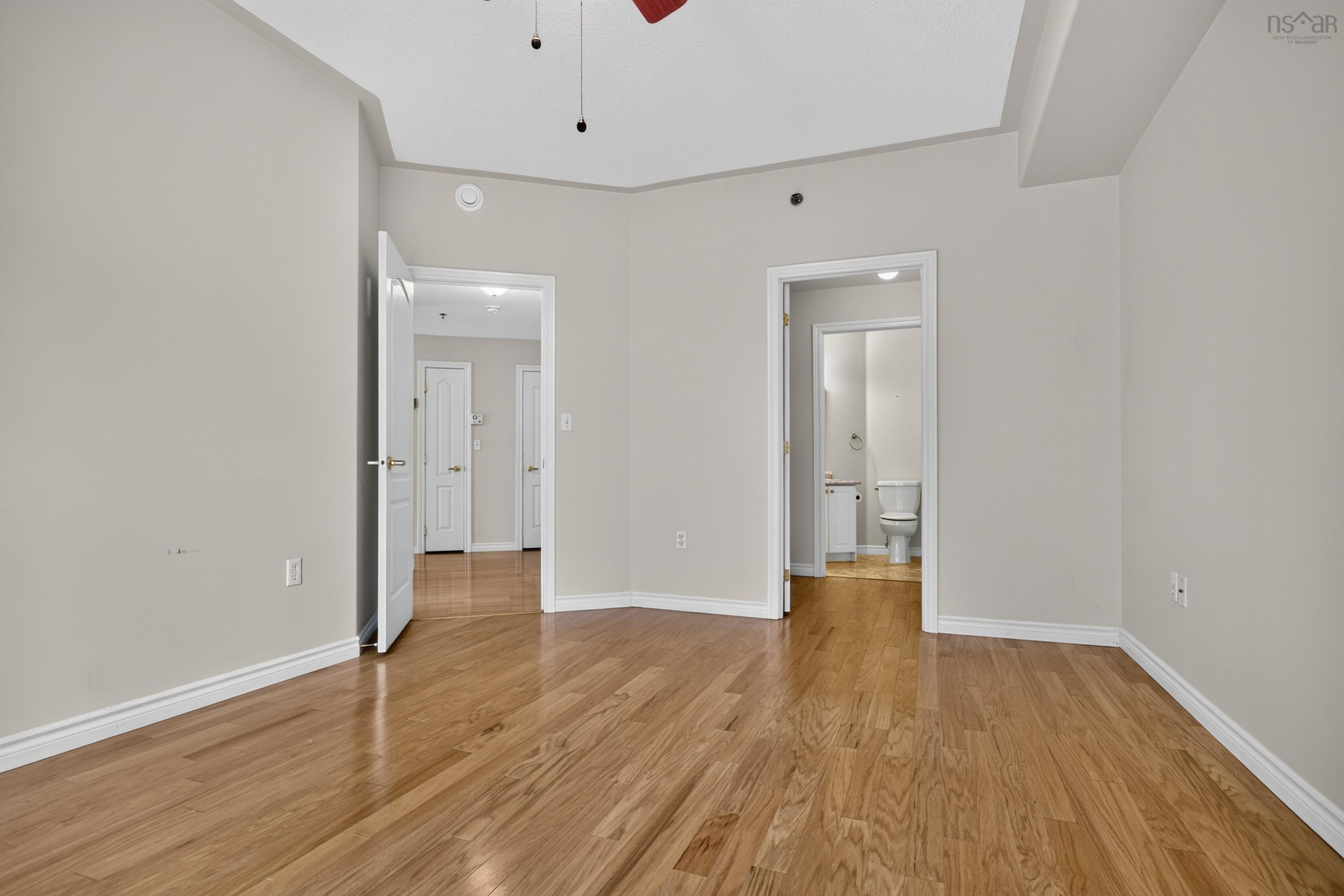 View image 18