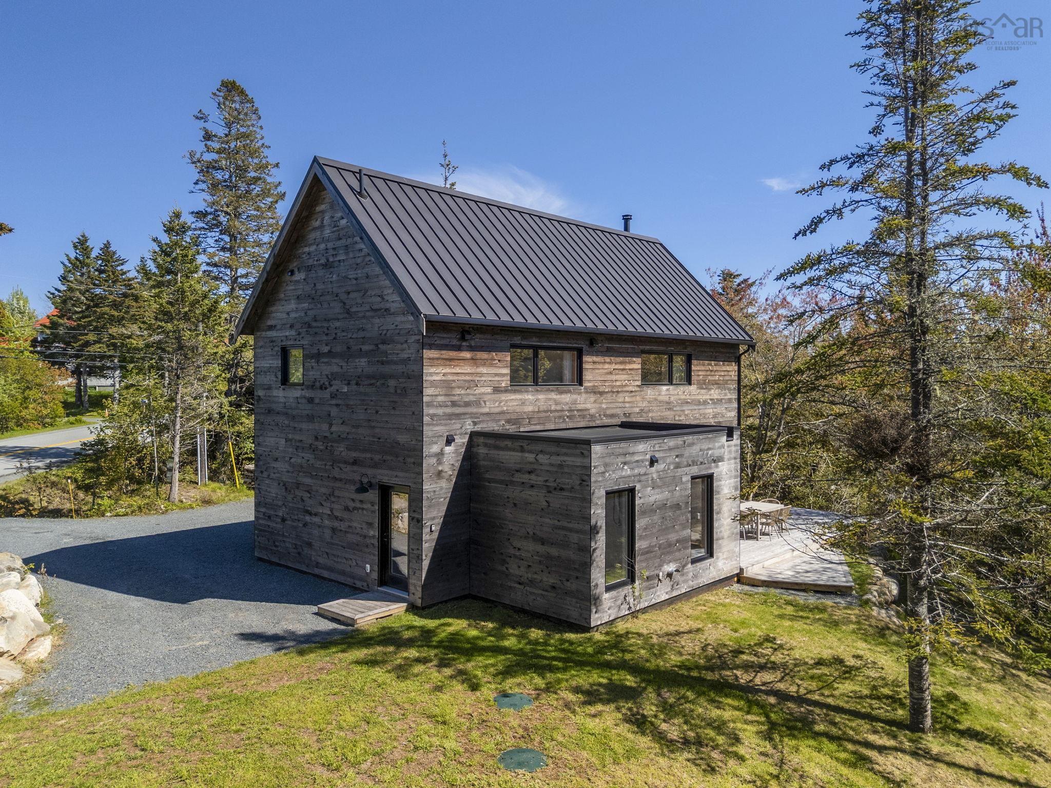 Thumbnail image for 5 West Lawrencetown Road MLS<sup>®</sup> 202615942