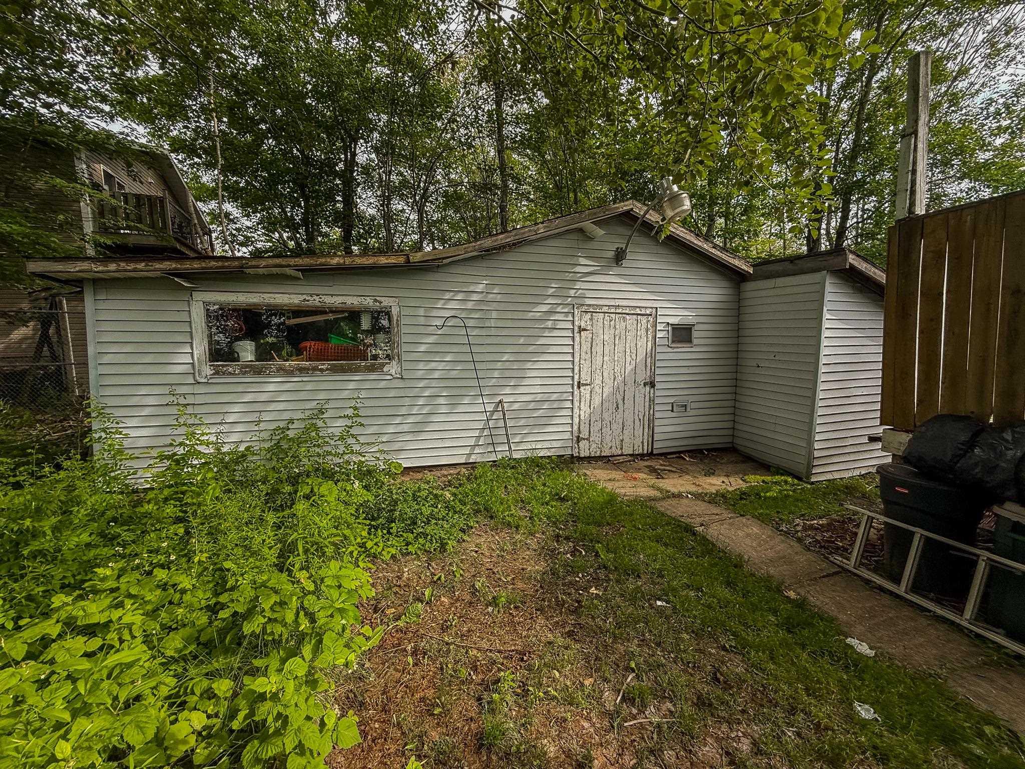 View image 42