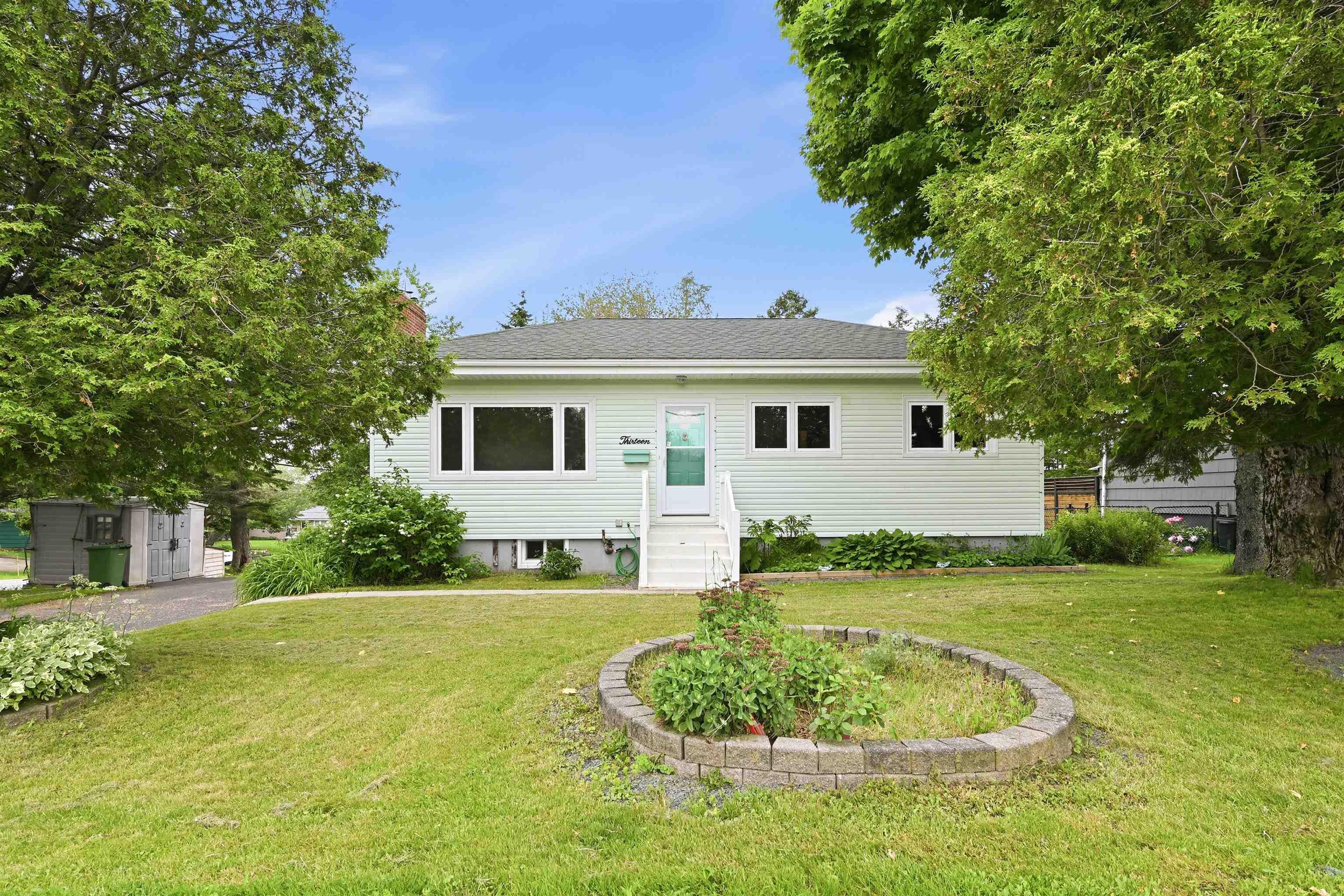 Thumbnail image for 13 Brigadoon Avenue MLS<sup>®</sup> 202615979