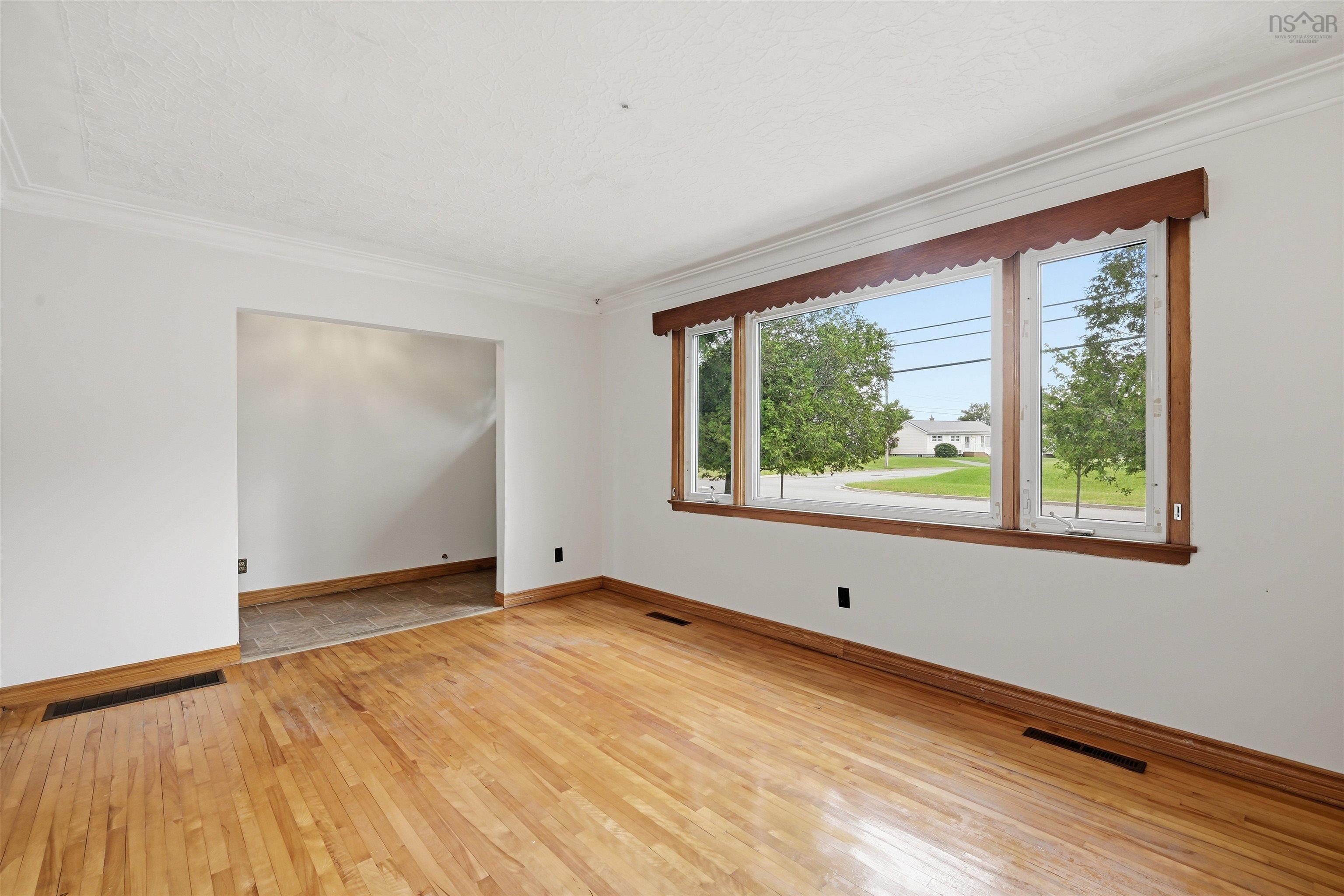 View image 6