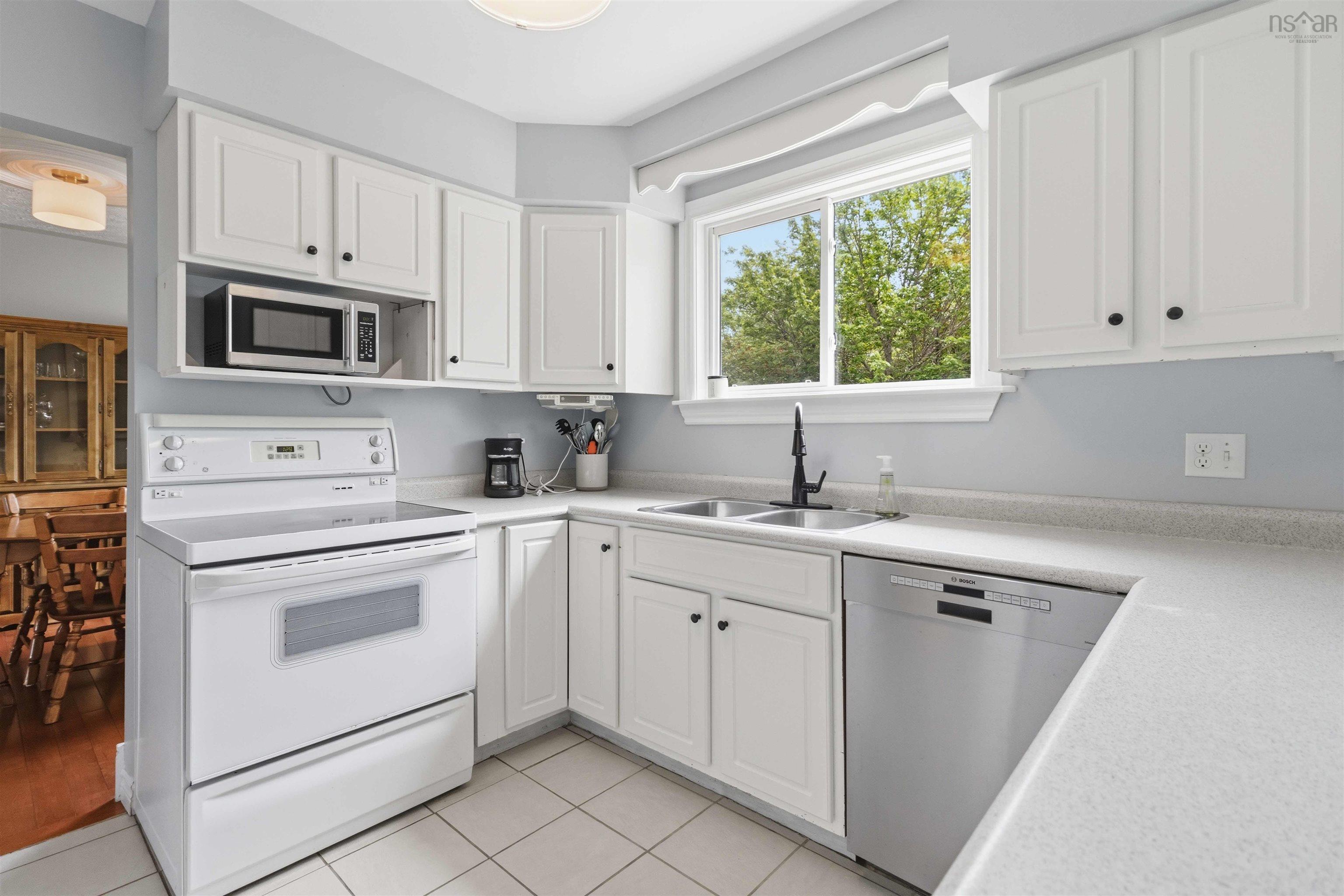 View image 12