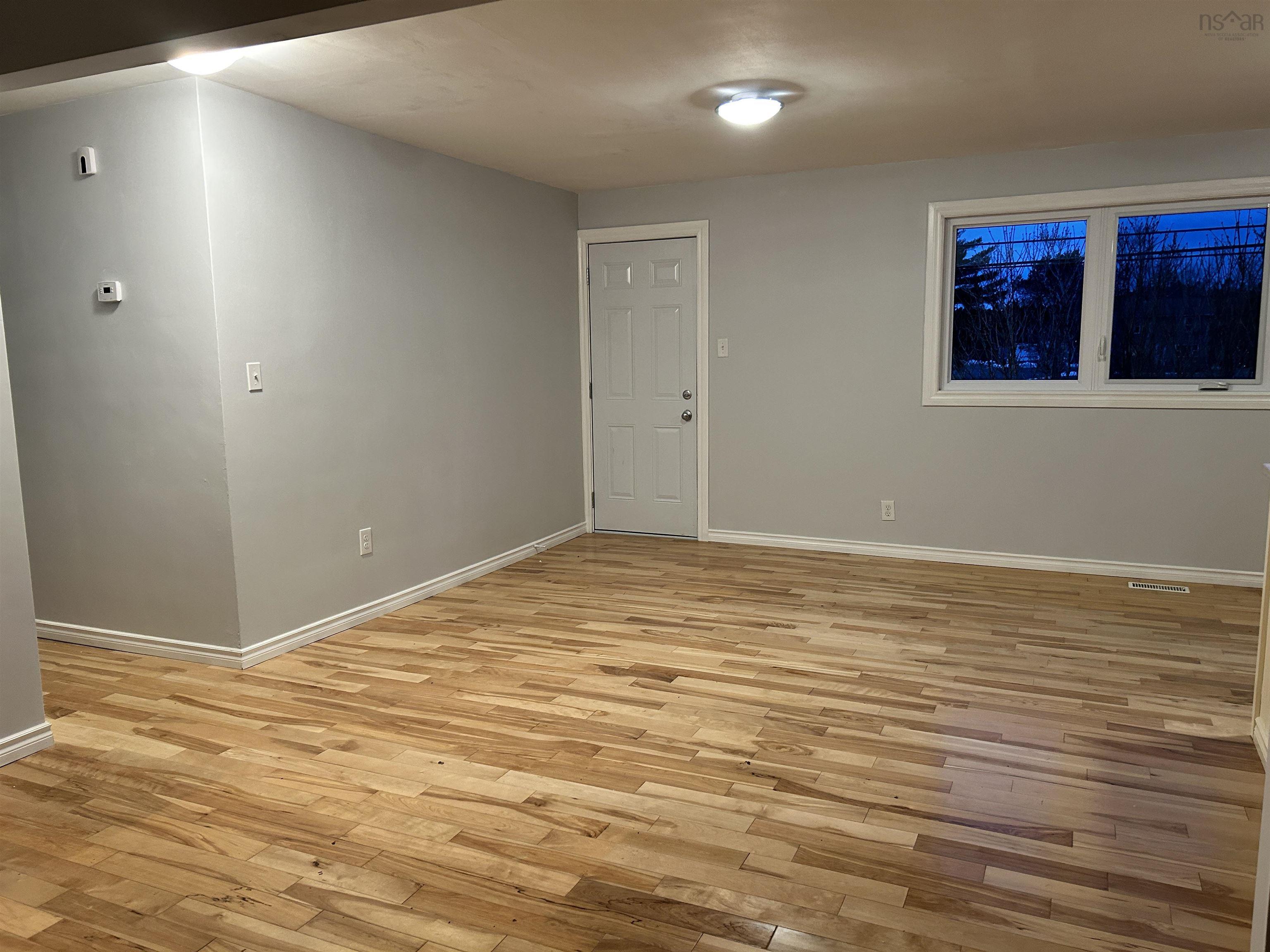 View image 11