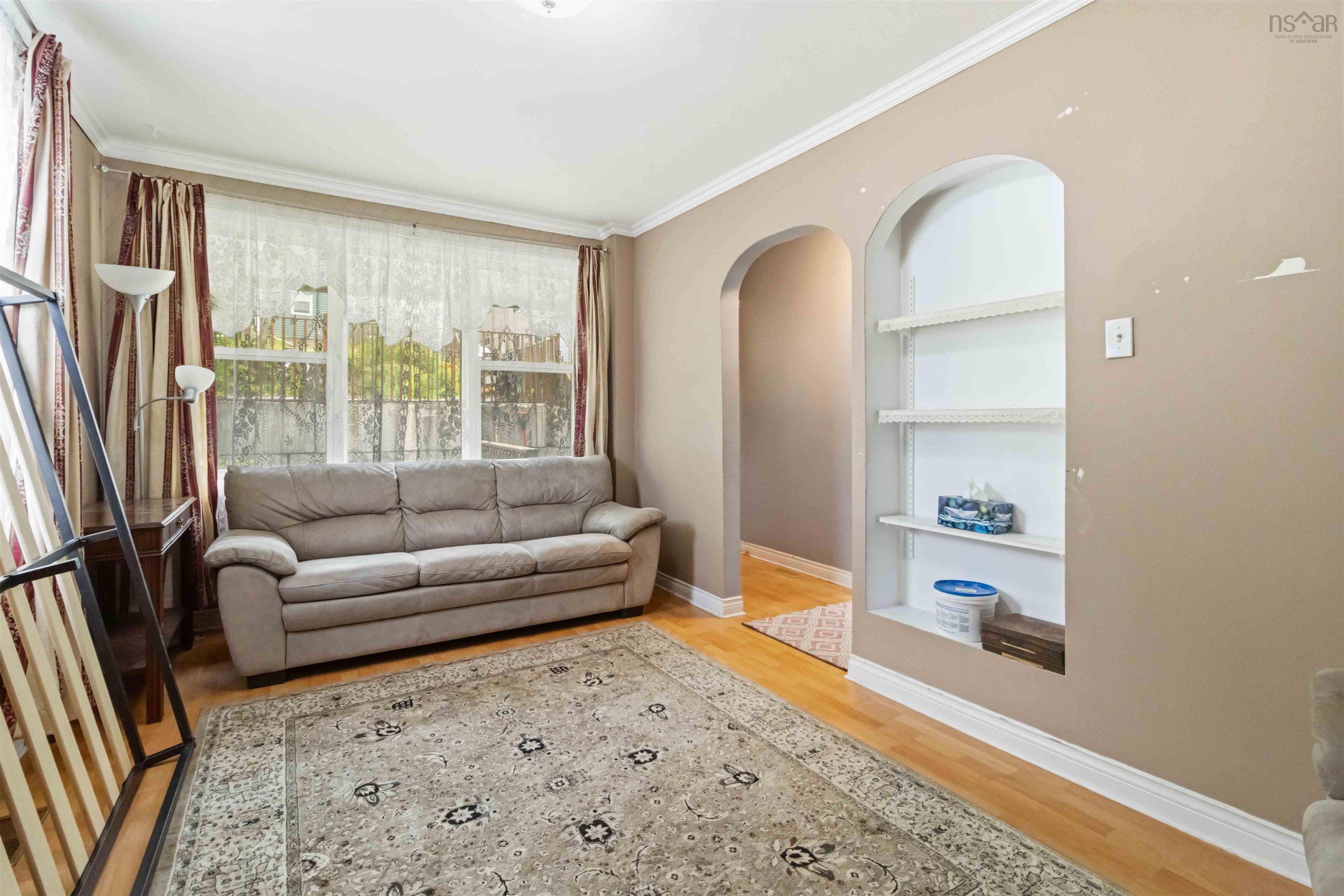View image 12
