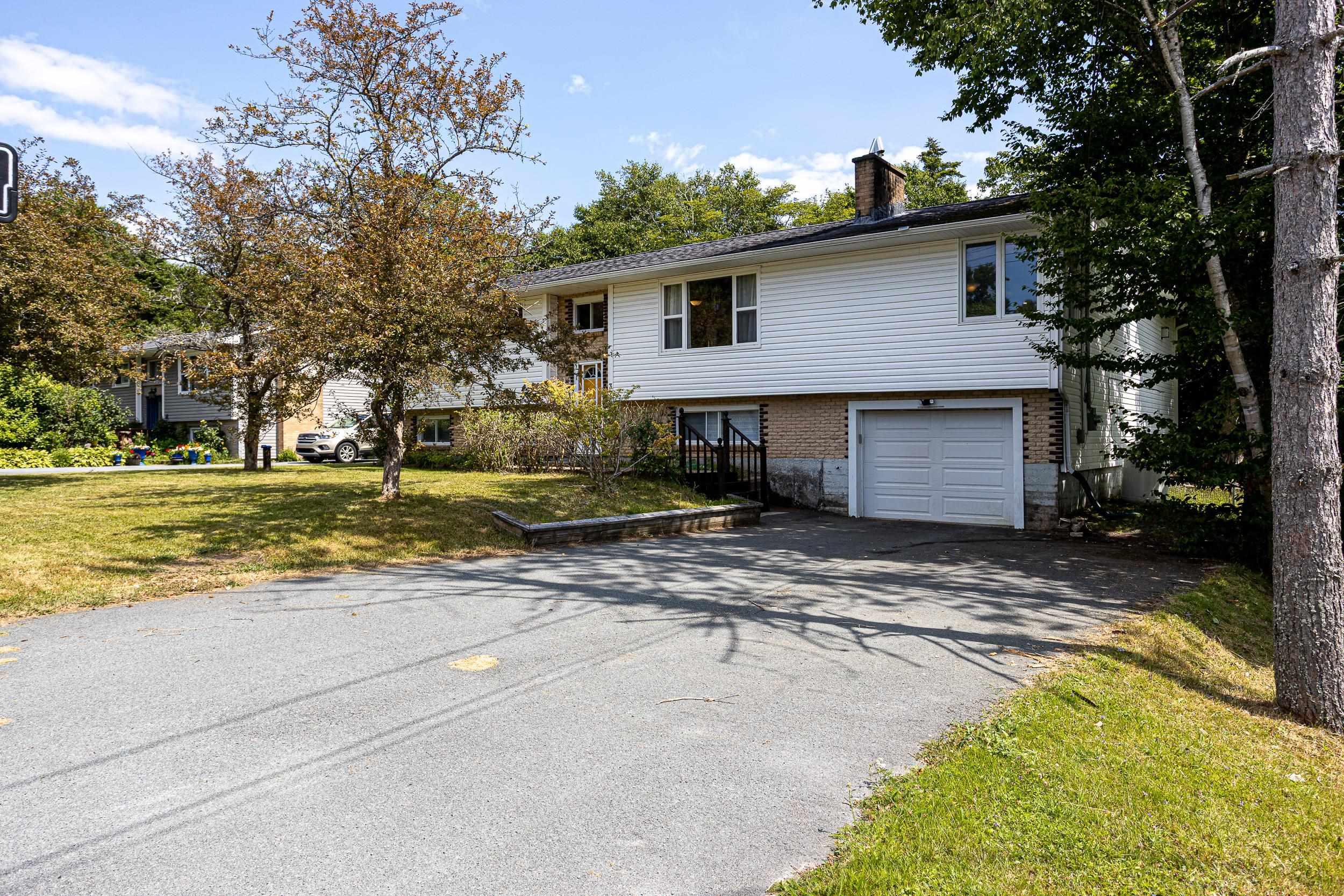 Thumbnail image for 37 Theresa Court MLS<sup>®</sup> 202616037