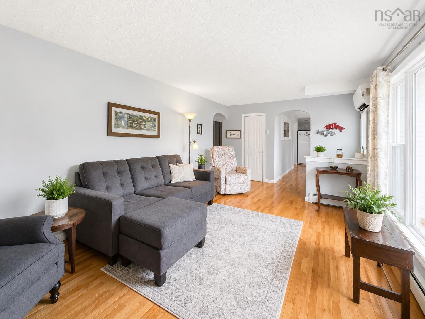 View image 12