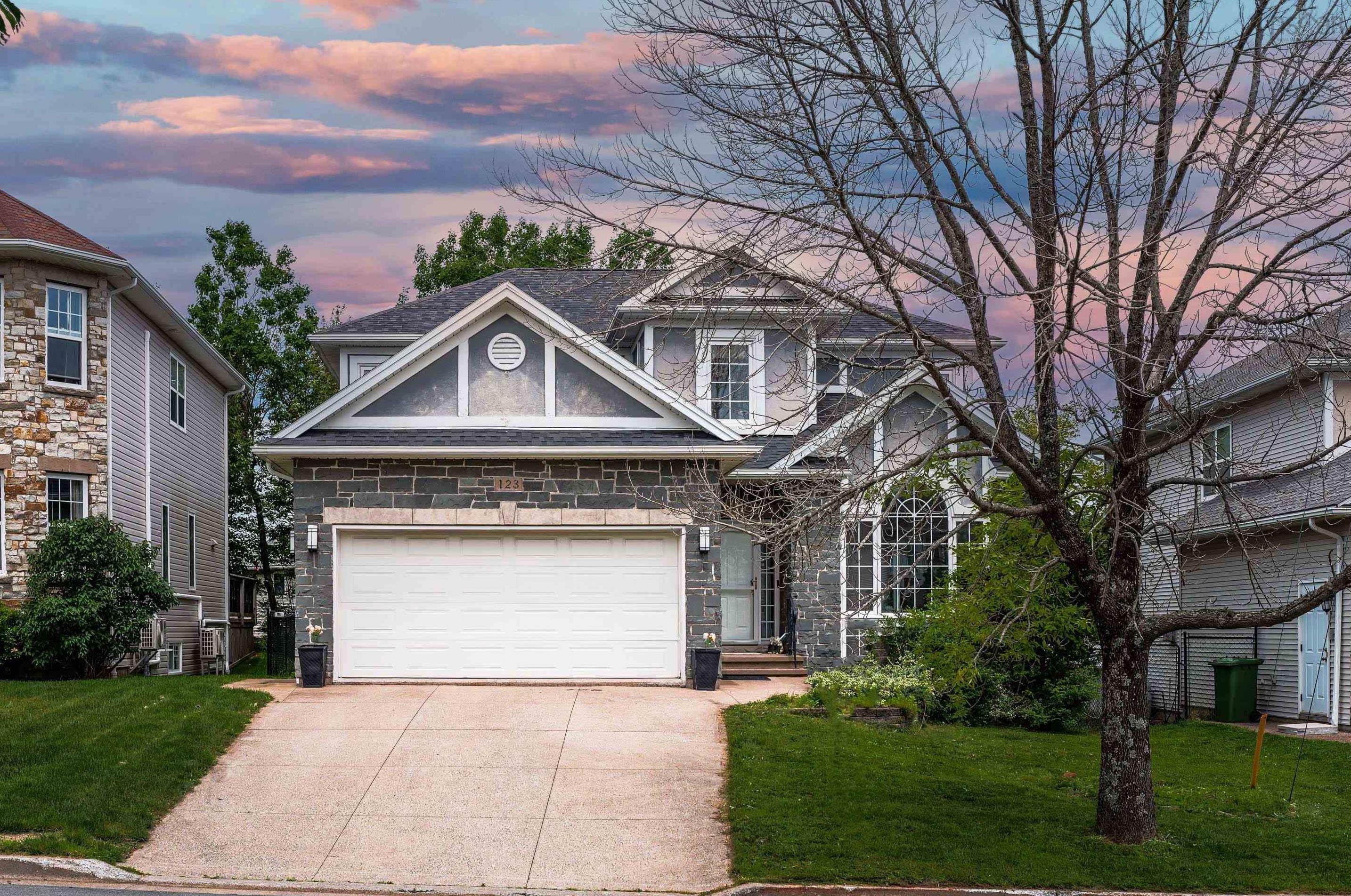 Thumbnail image for 123 Walter Havill Drive MLS<sup>®</sup> 202616062