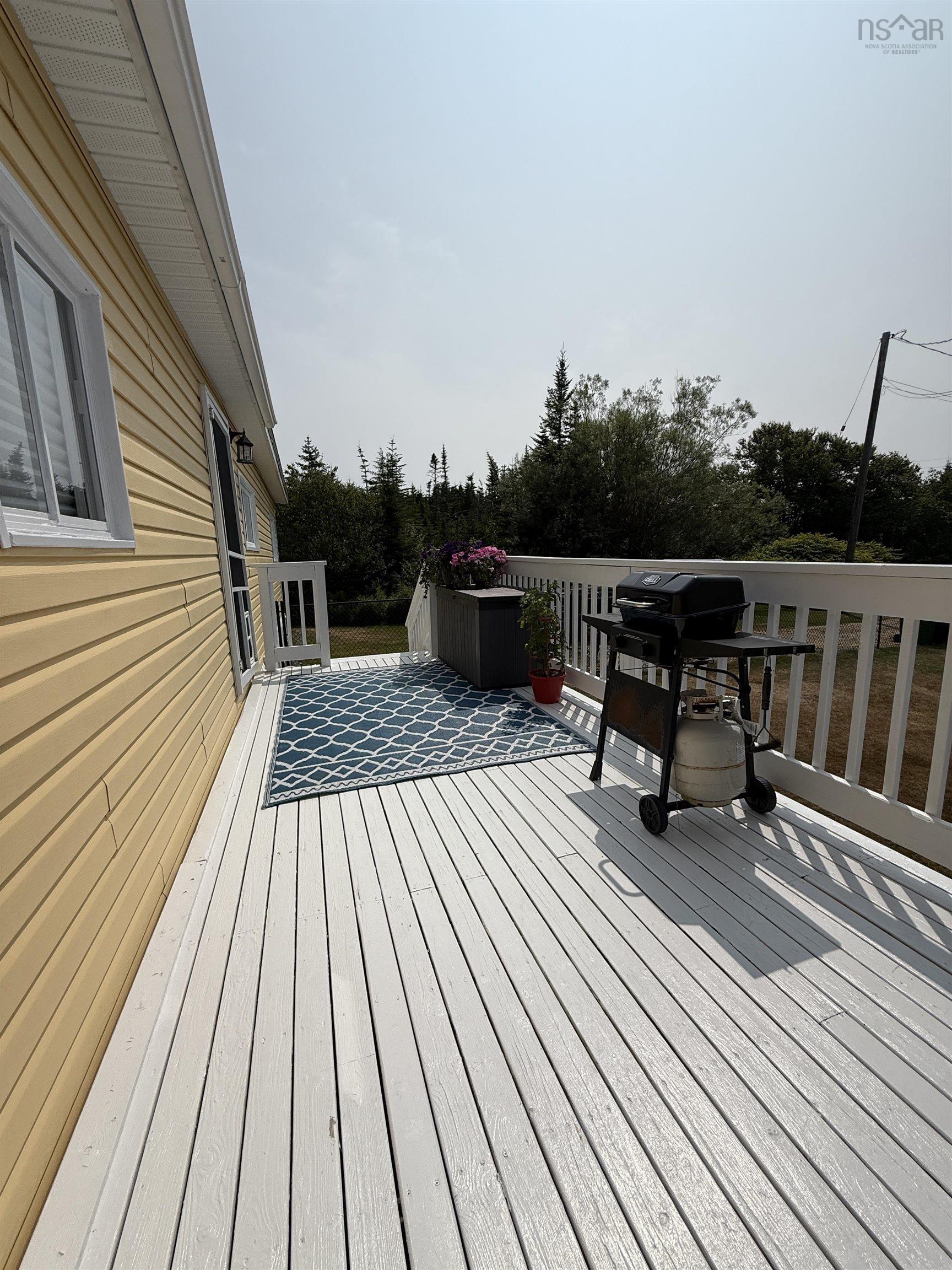 View image 18