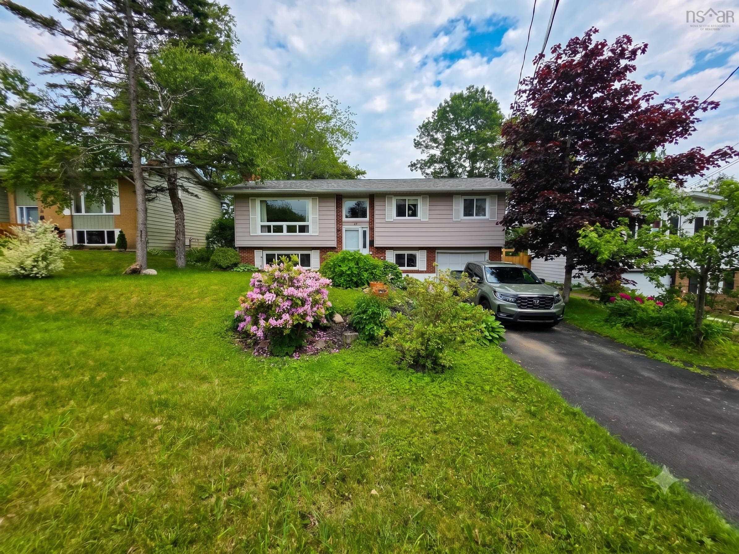 Thumbnail image for 27 JUDY Avenue MLS<sup>®</sup> 202616148