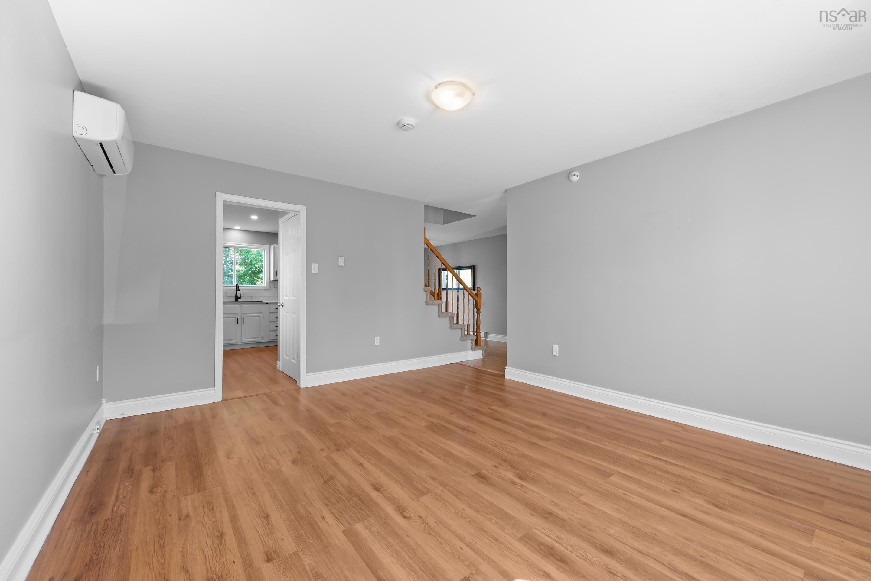 View image 12