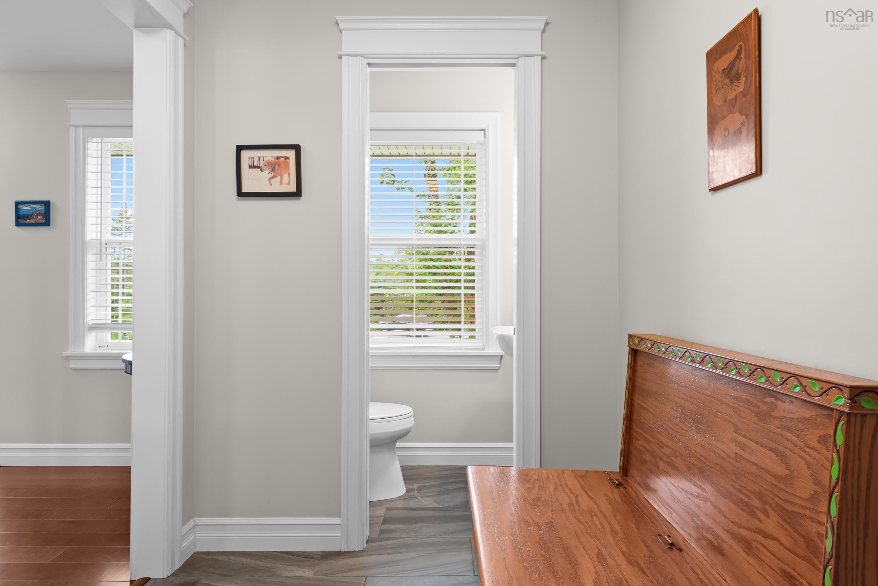 View image 17