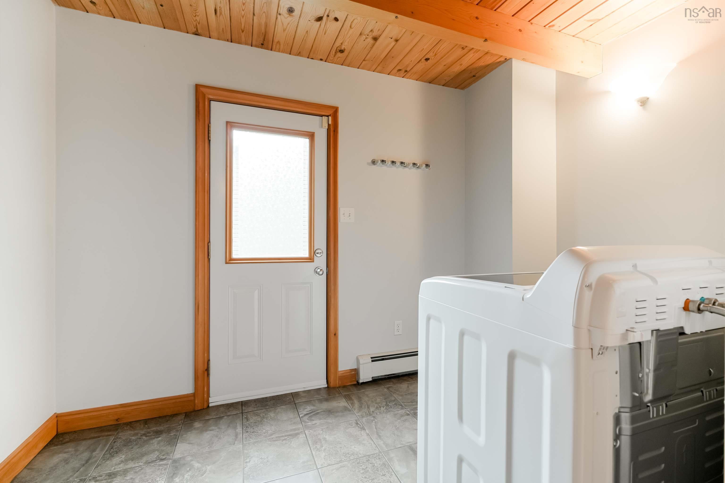 View image 18