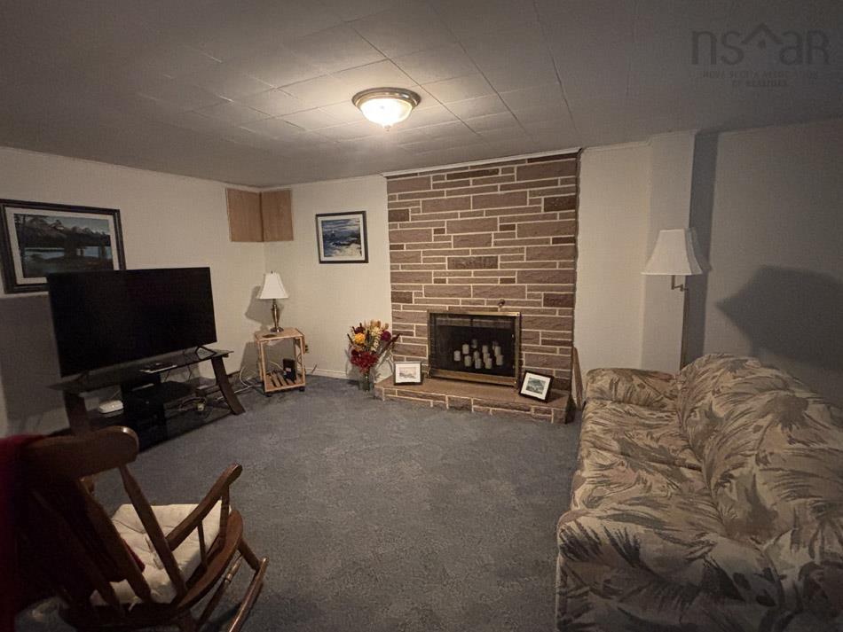 View image 11