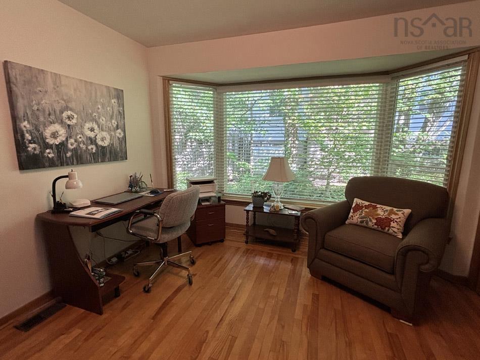 View image 12
