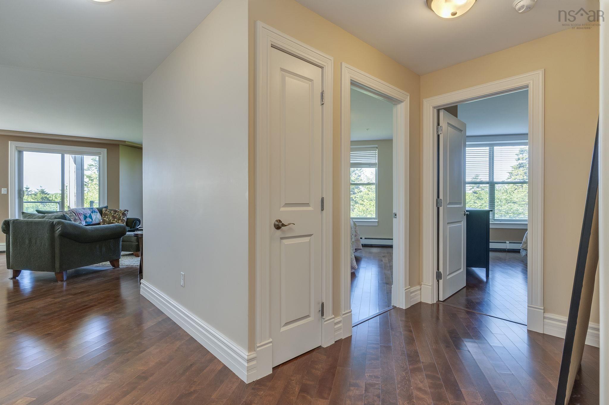 View image 9