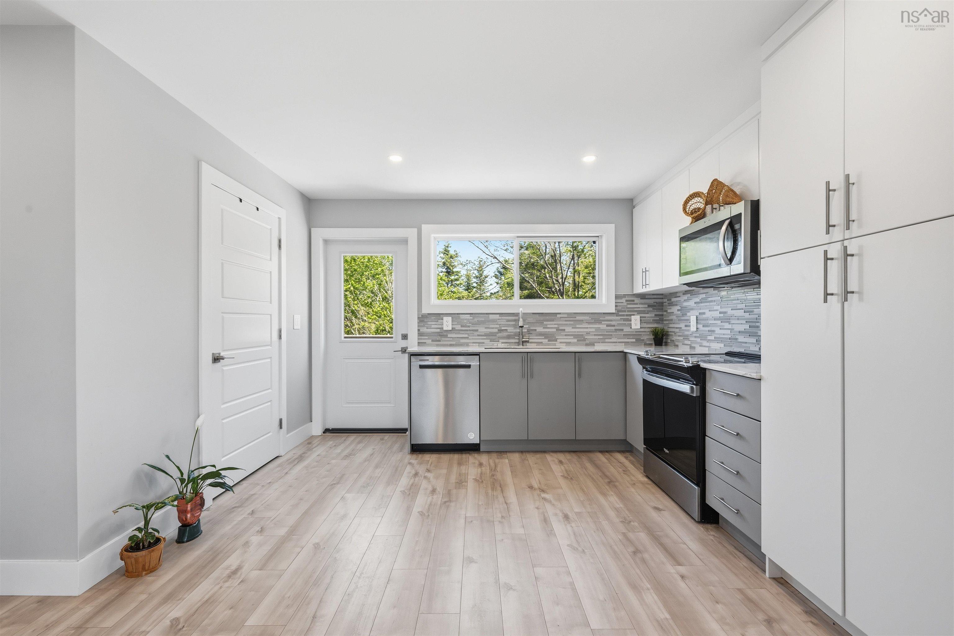 View image 17