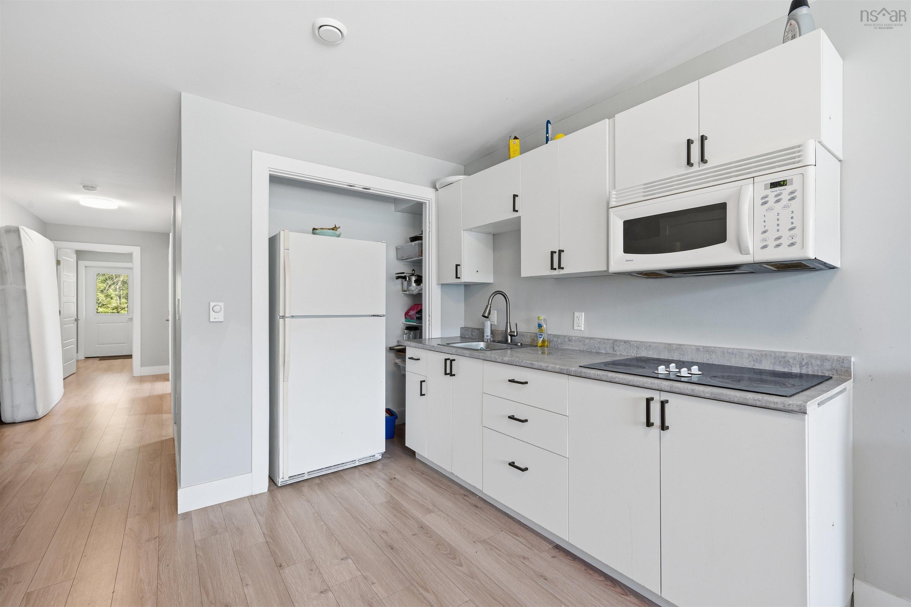 View image 8