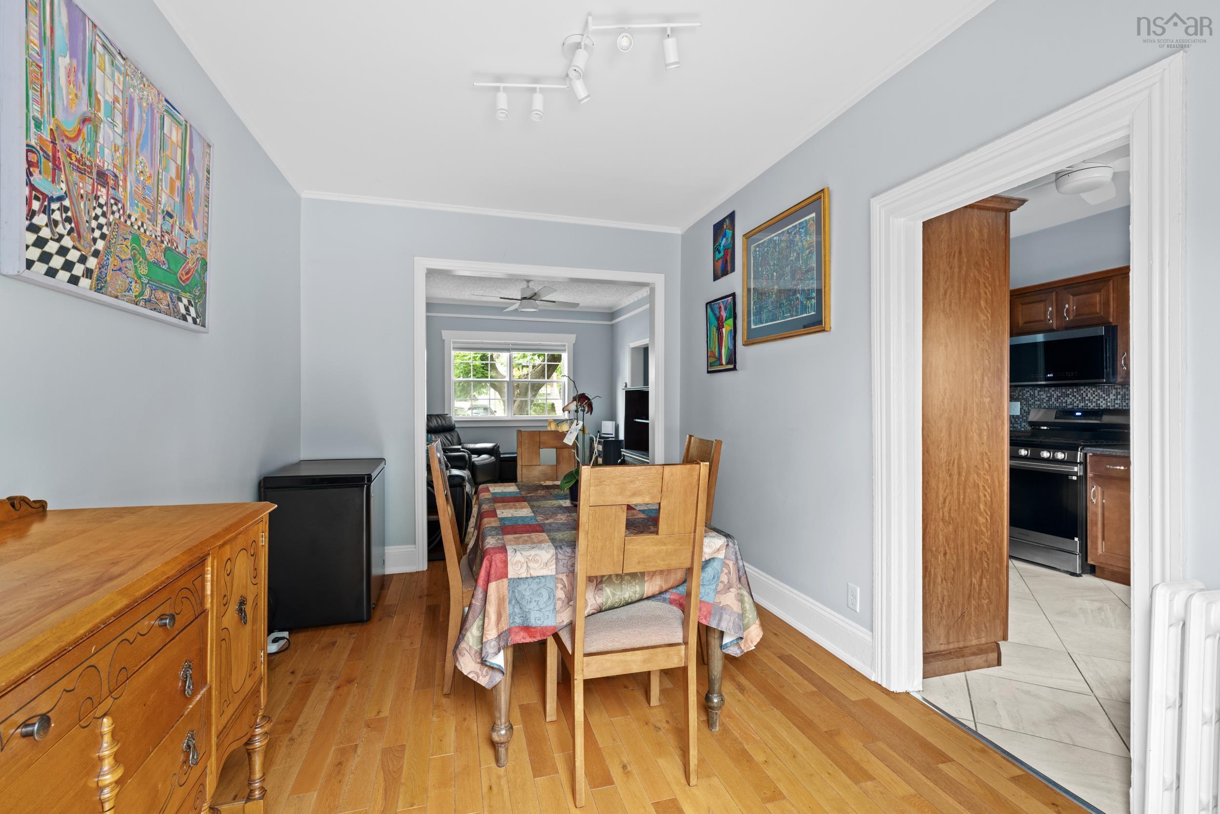 View image 12