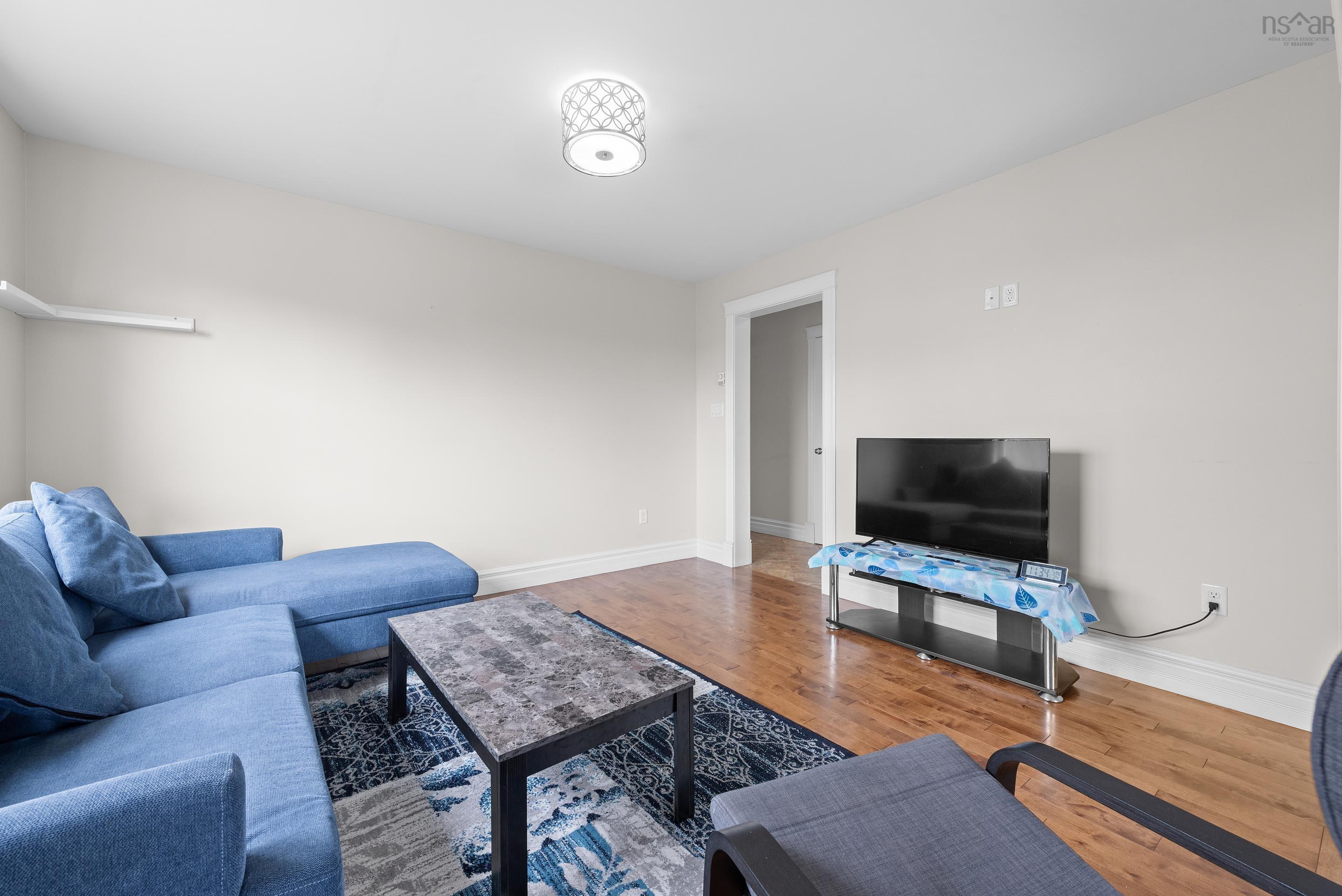 View image 10