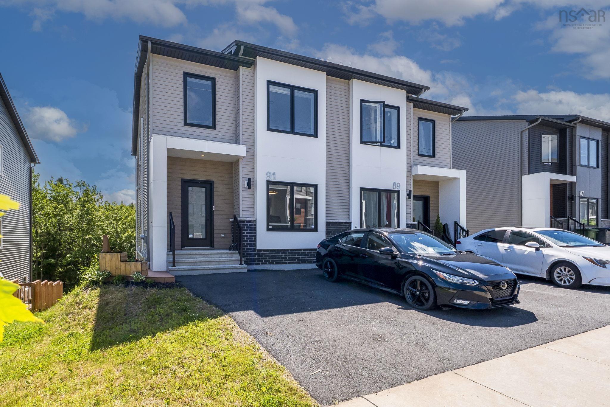 Thumbnail image for 91 Honeygold Drive MLS<sup>®</sup> 202616386