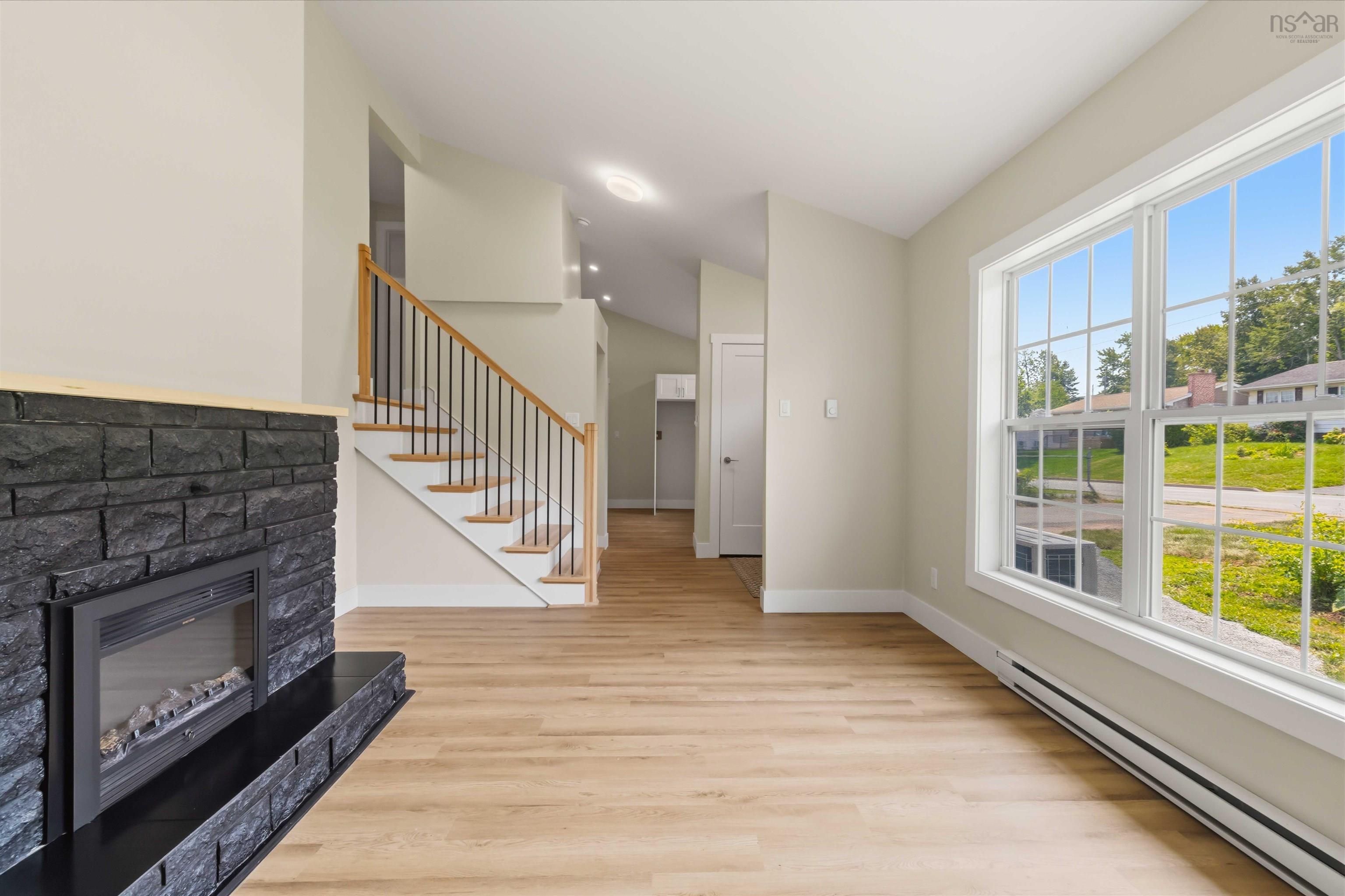 View image 8