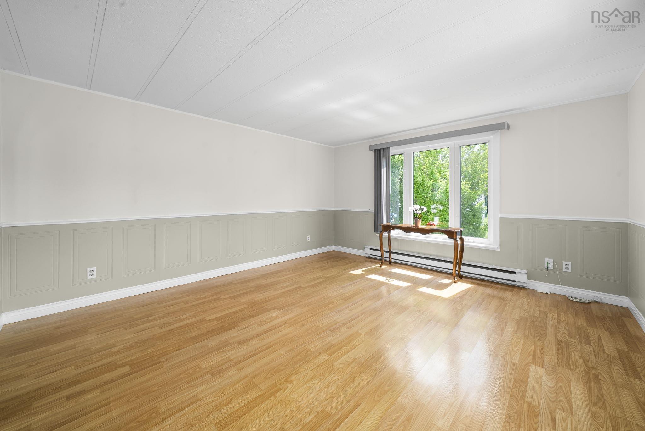 View image 9