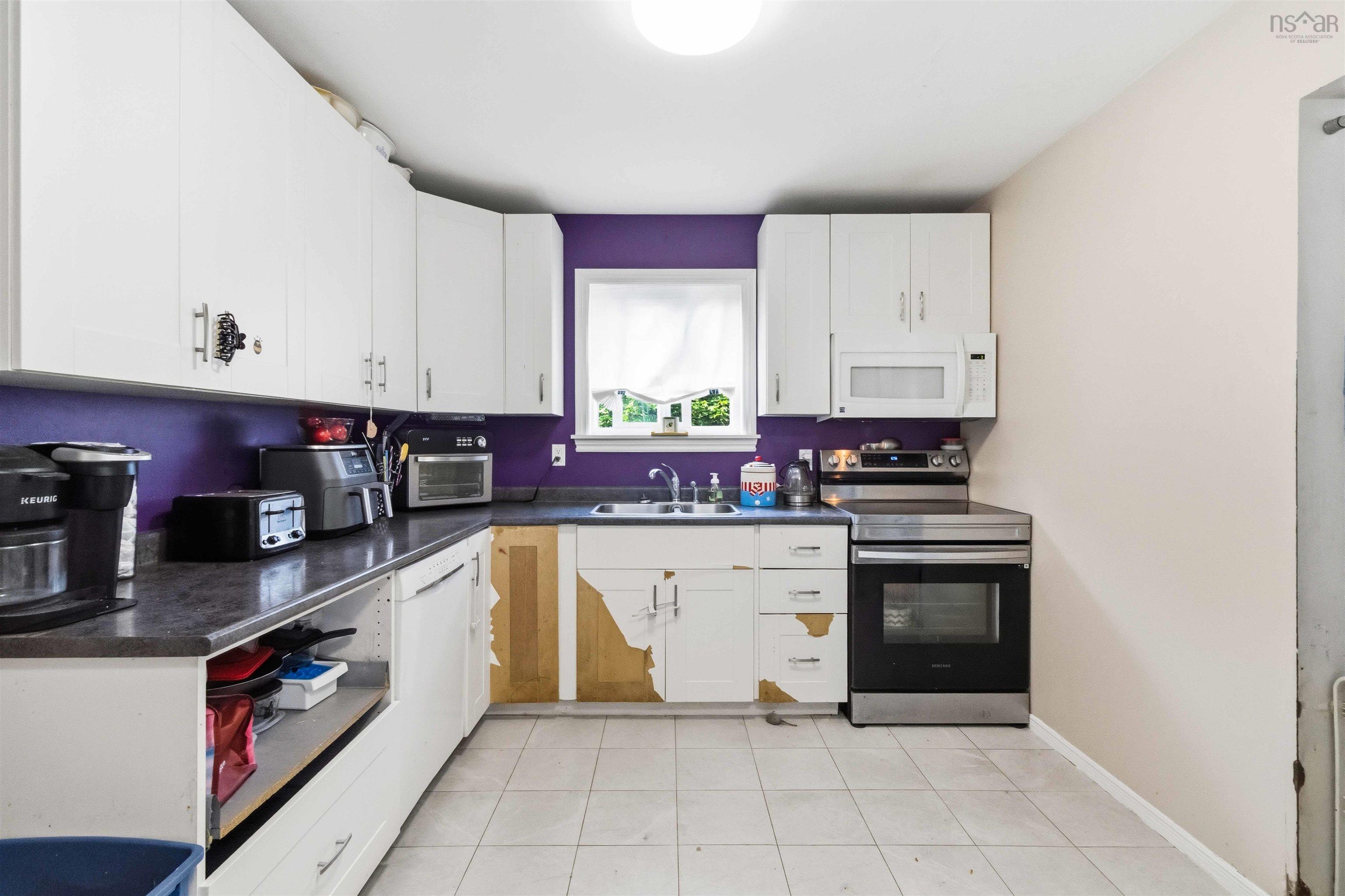 View image 12