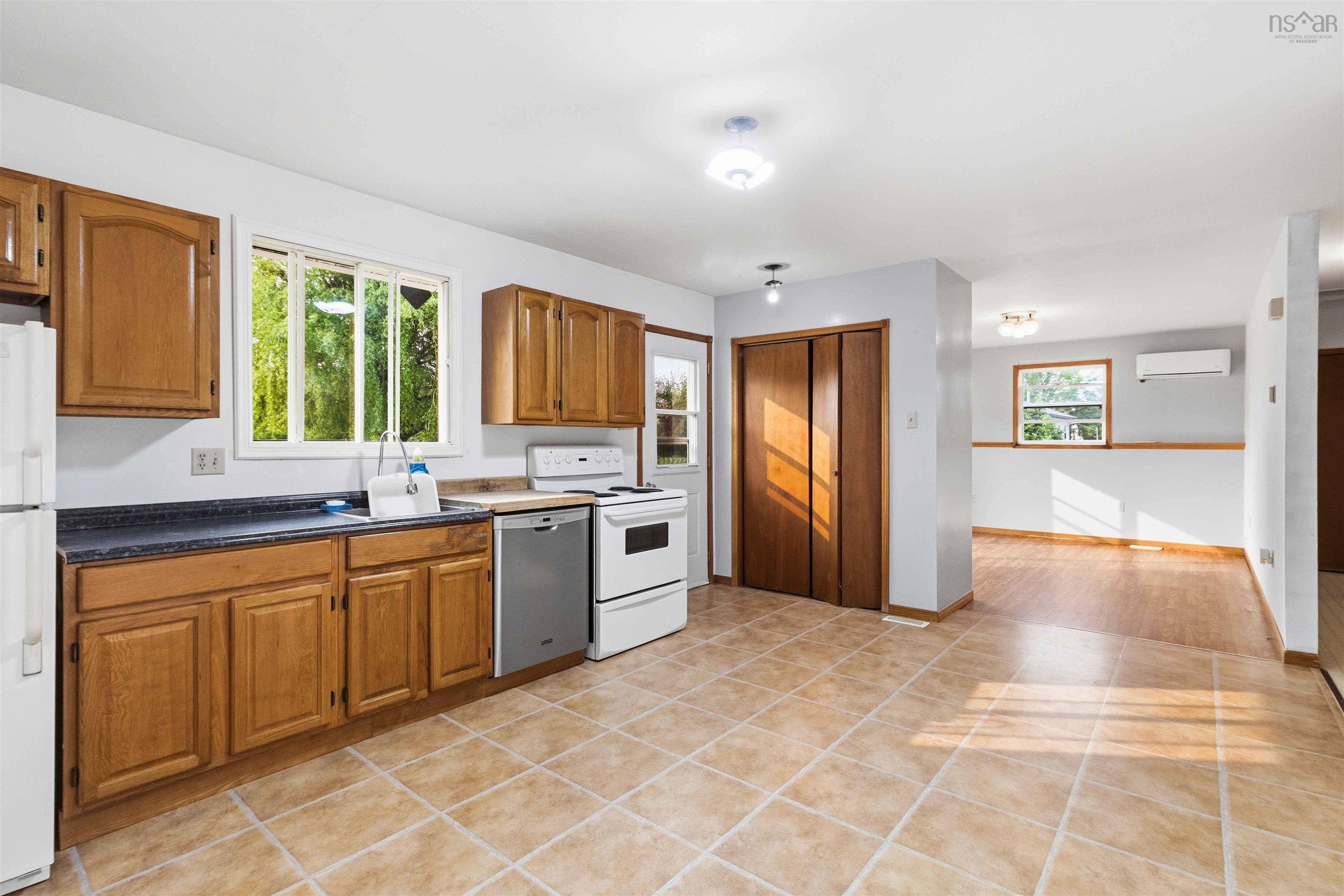 View image 12