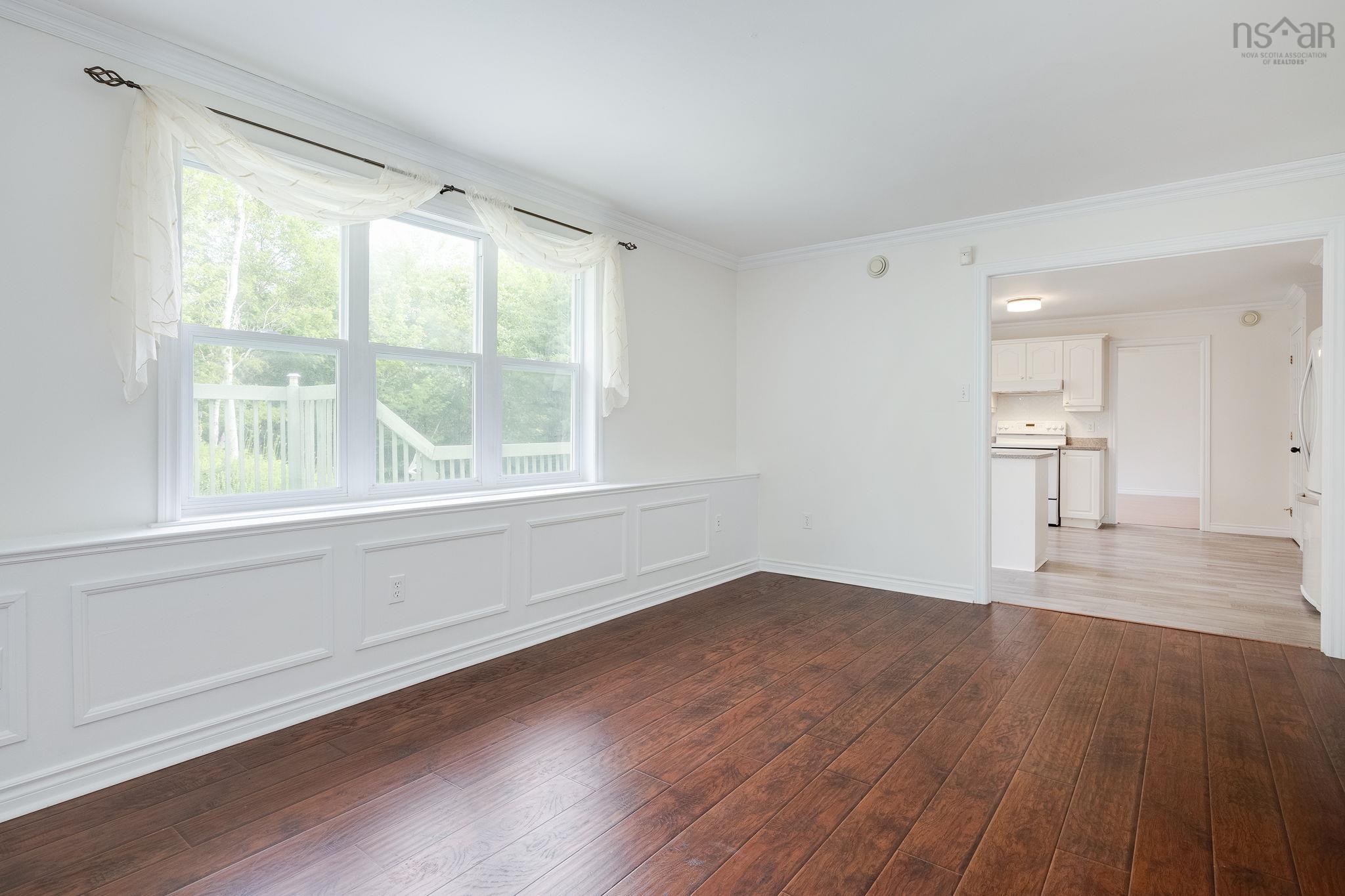 View image 11