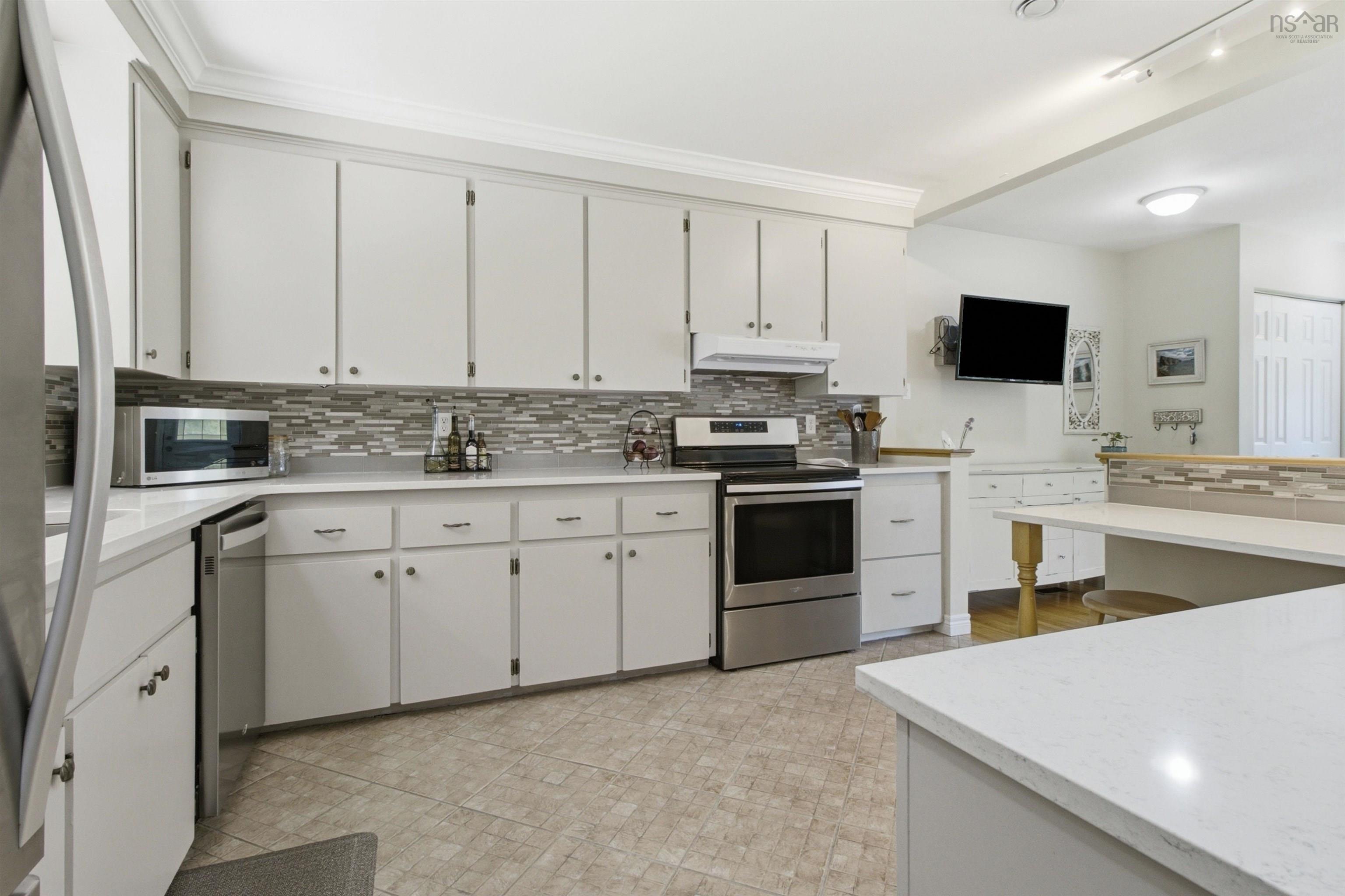 View image 12