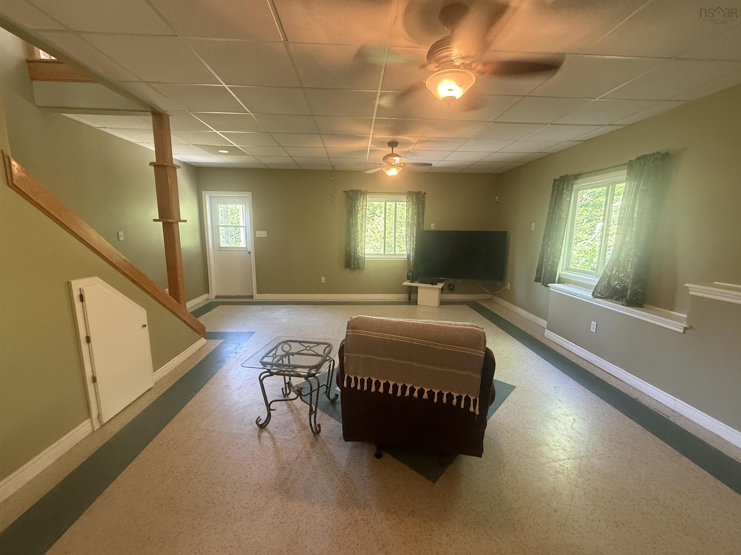 View image 17