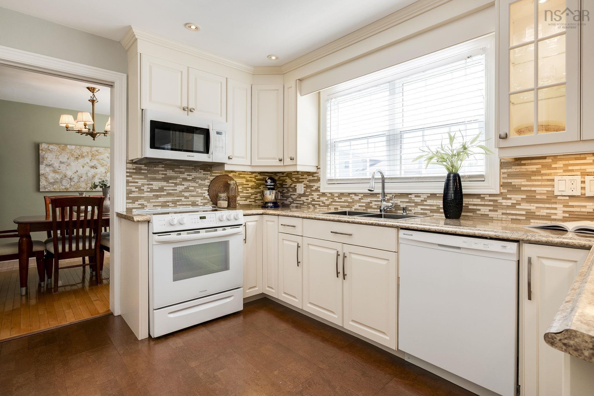 View image 11