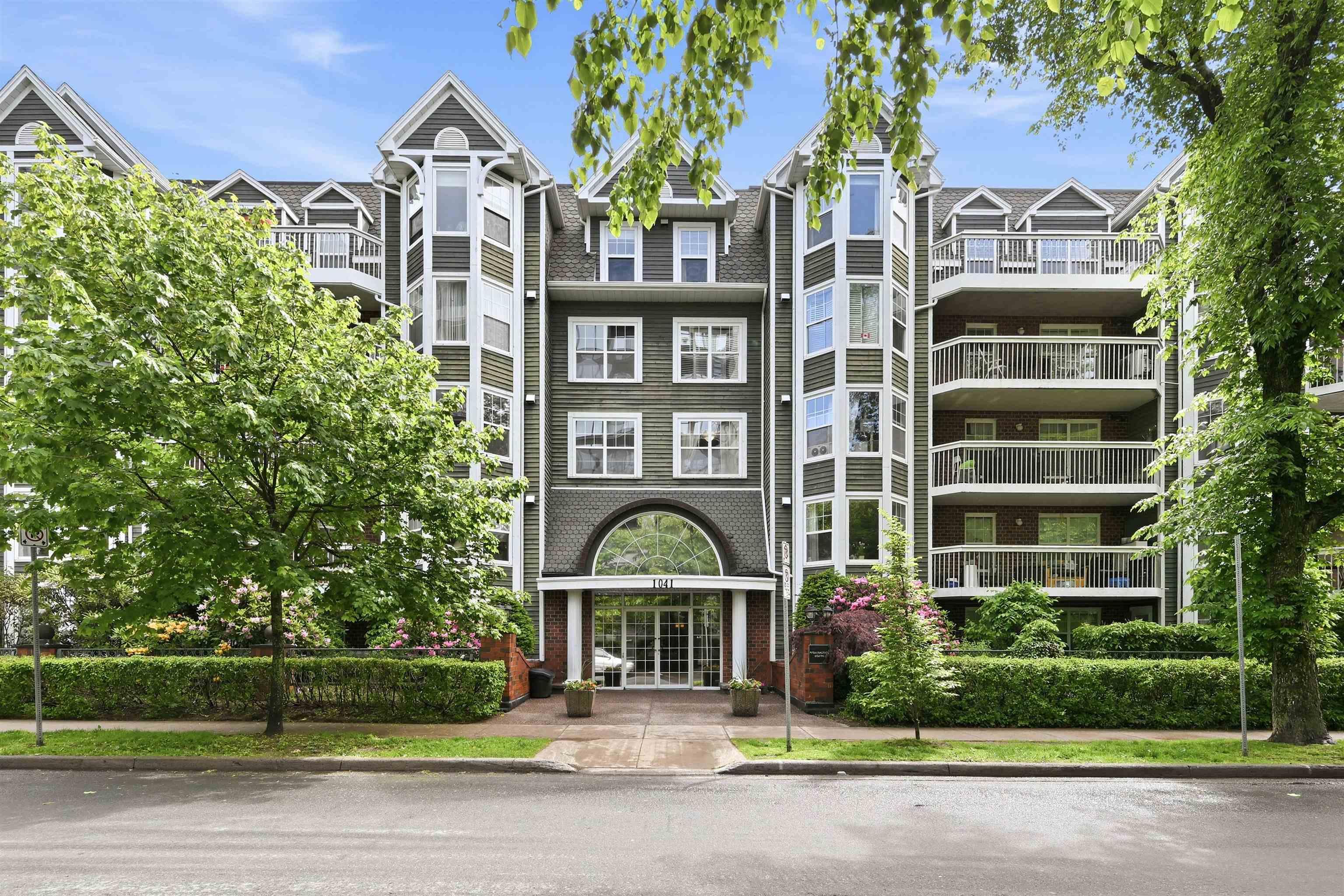 Thumbnail image for 101 1041 Wellington Street MLS<sup>®</sup> 202616596