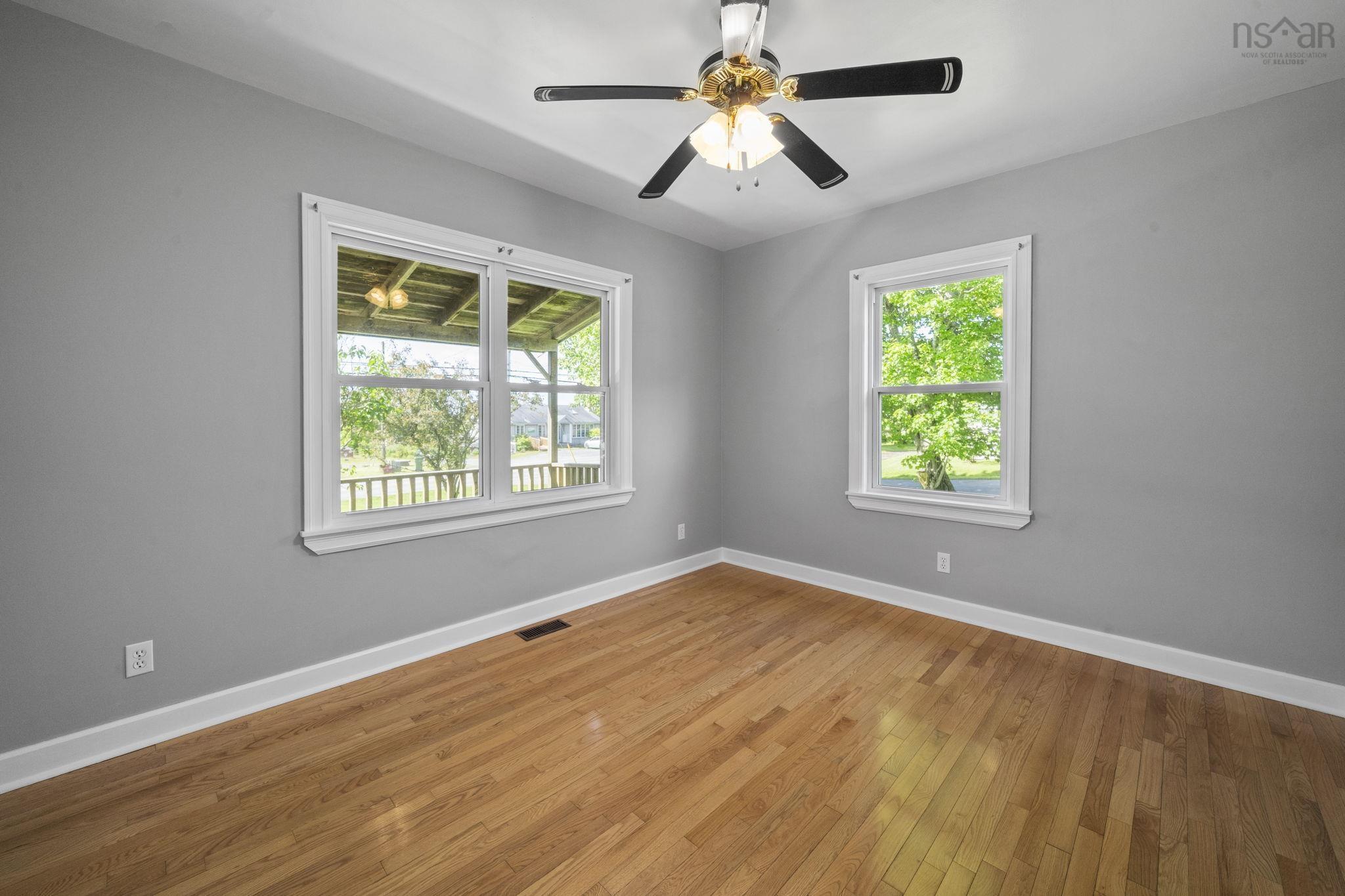View image 17