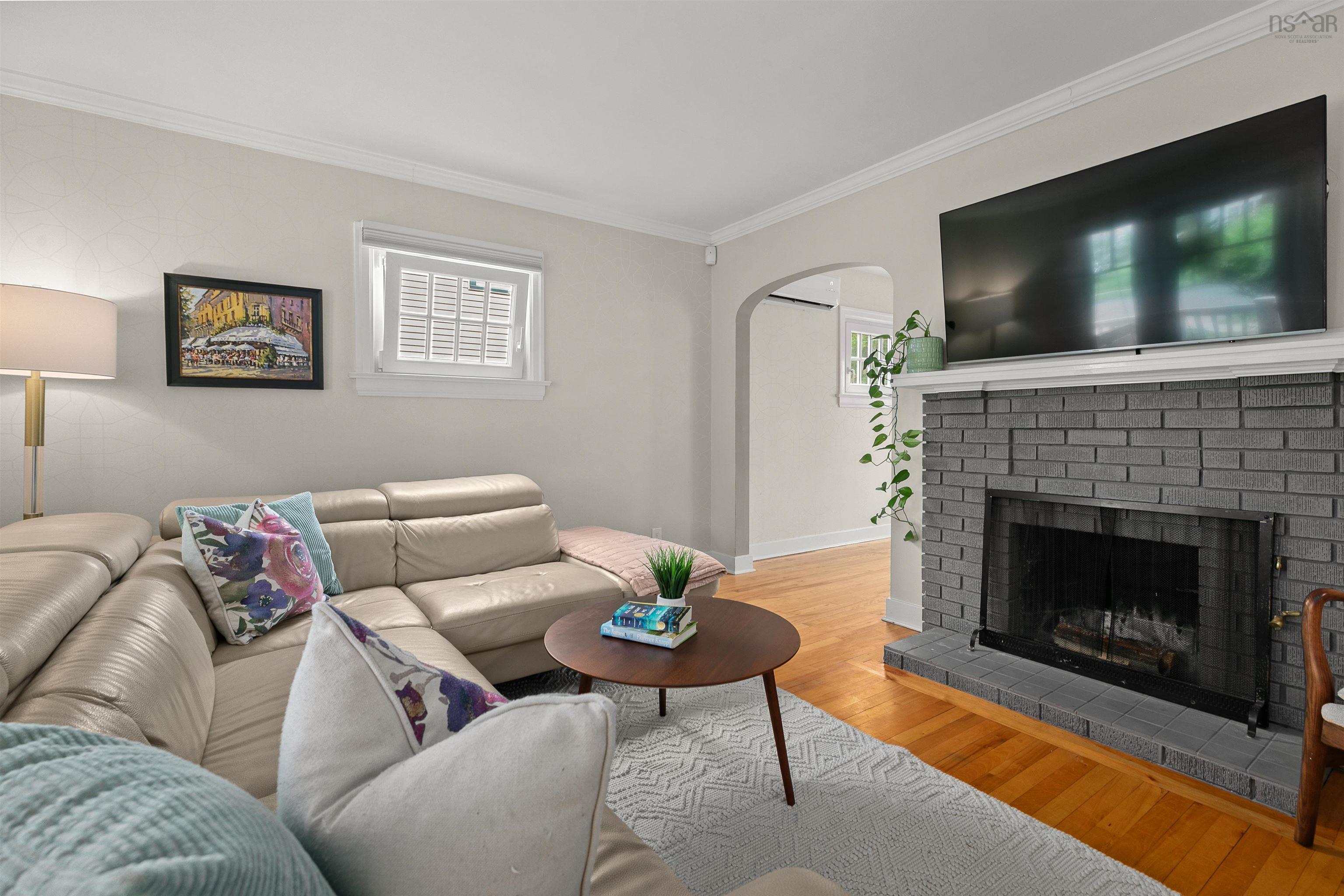 View image 8