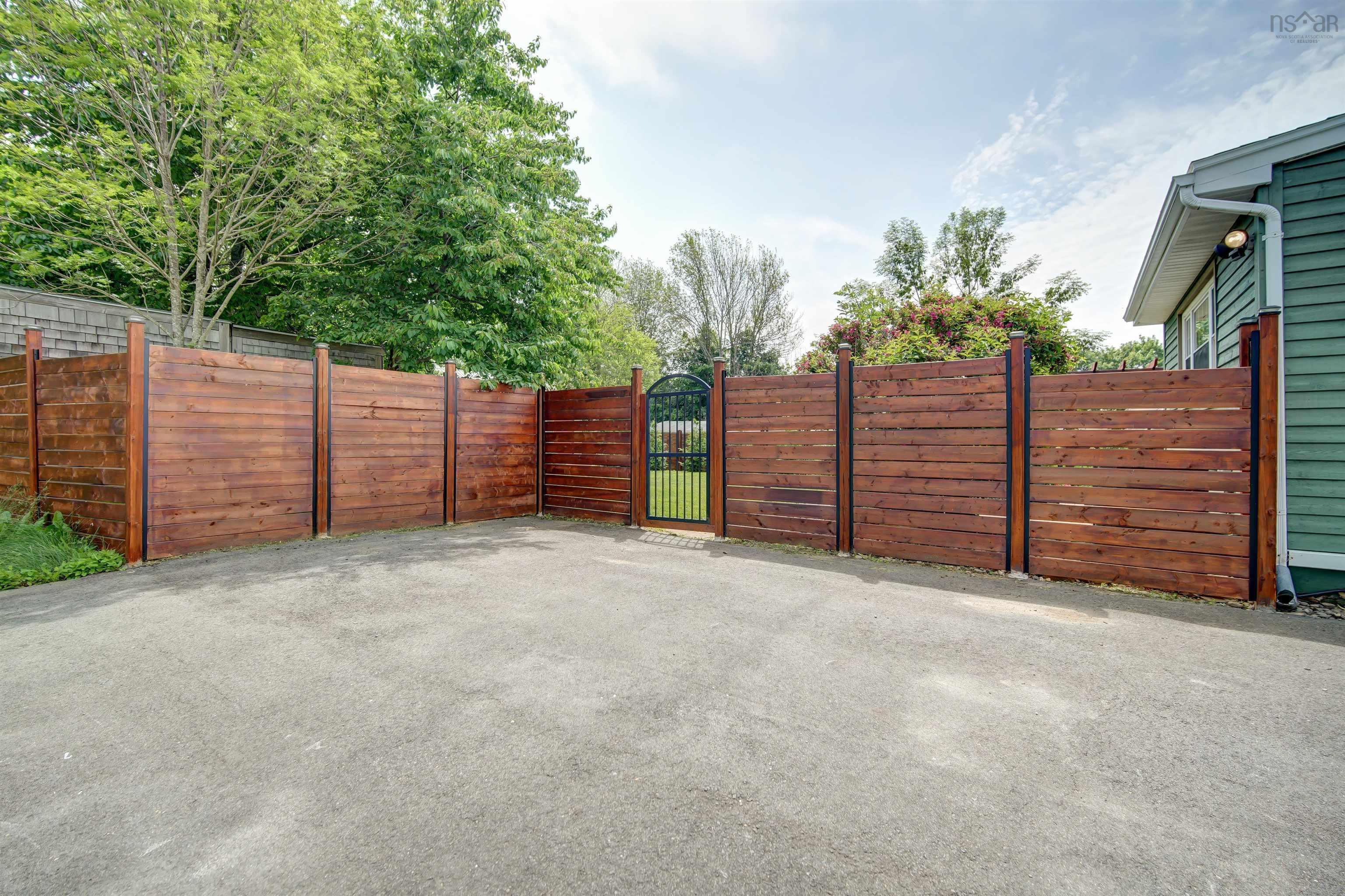 View image 31